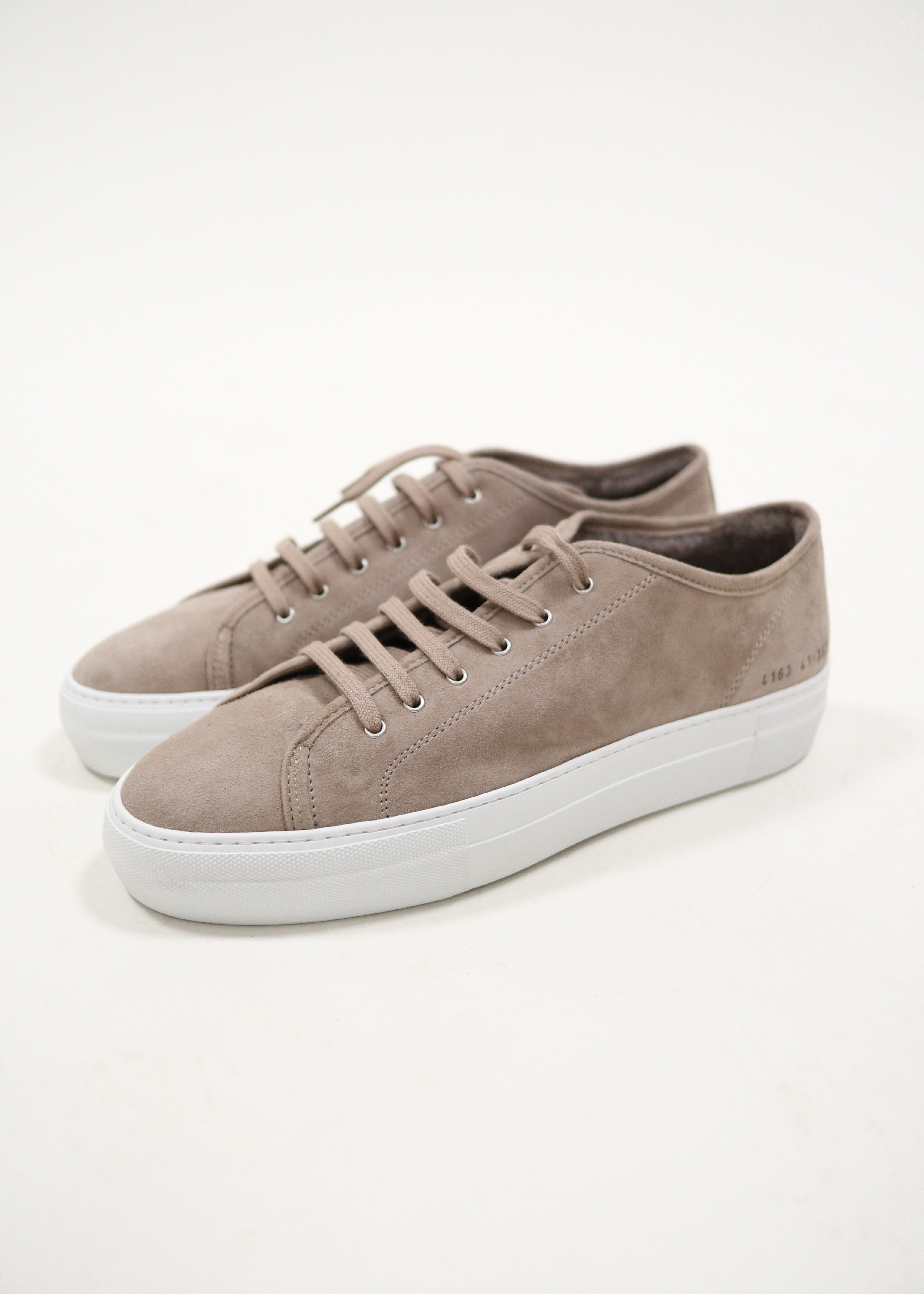 COMMON PROJECTS Sneaker
