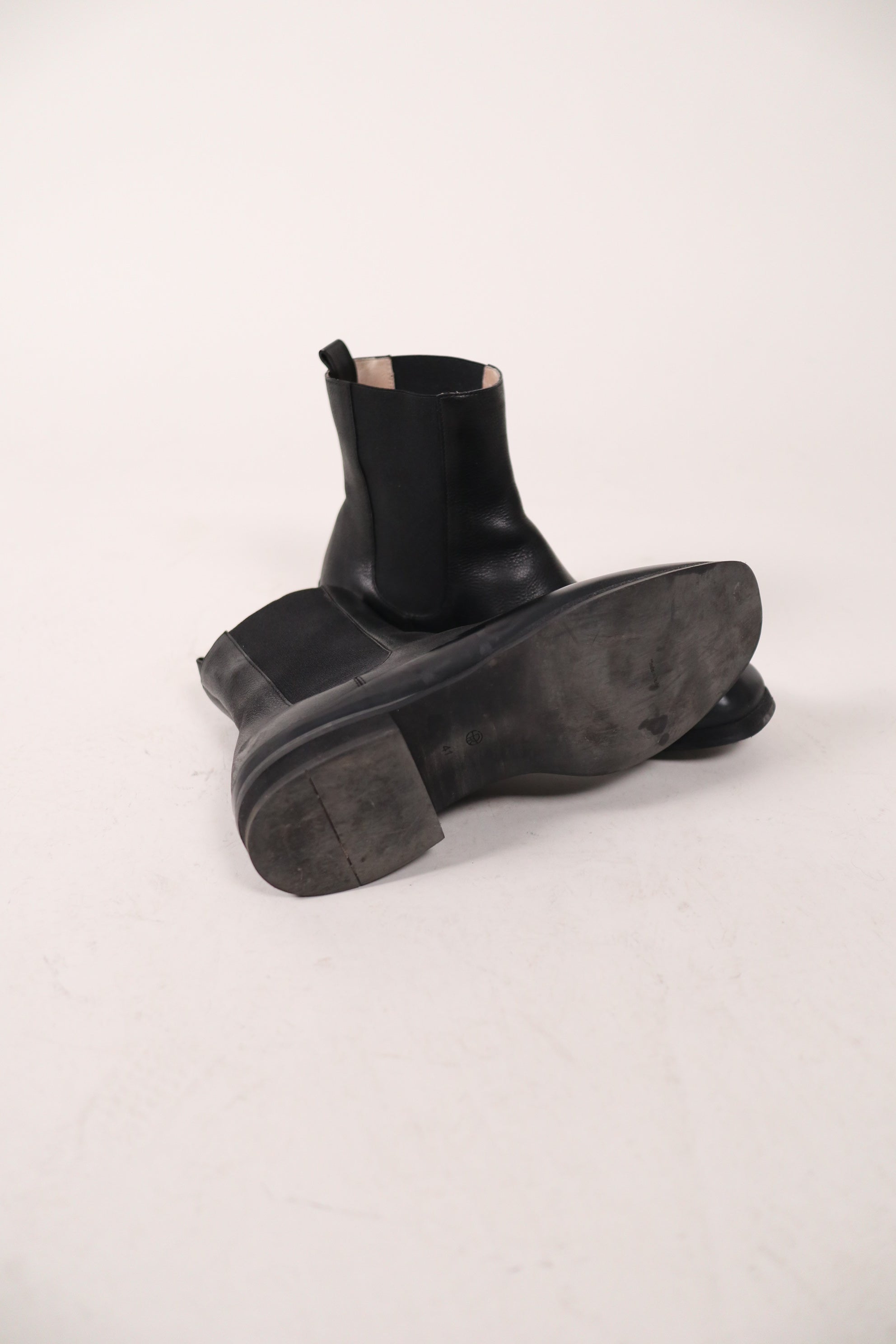 Leather Garden Chelsea Booties*size 41