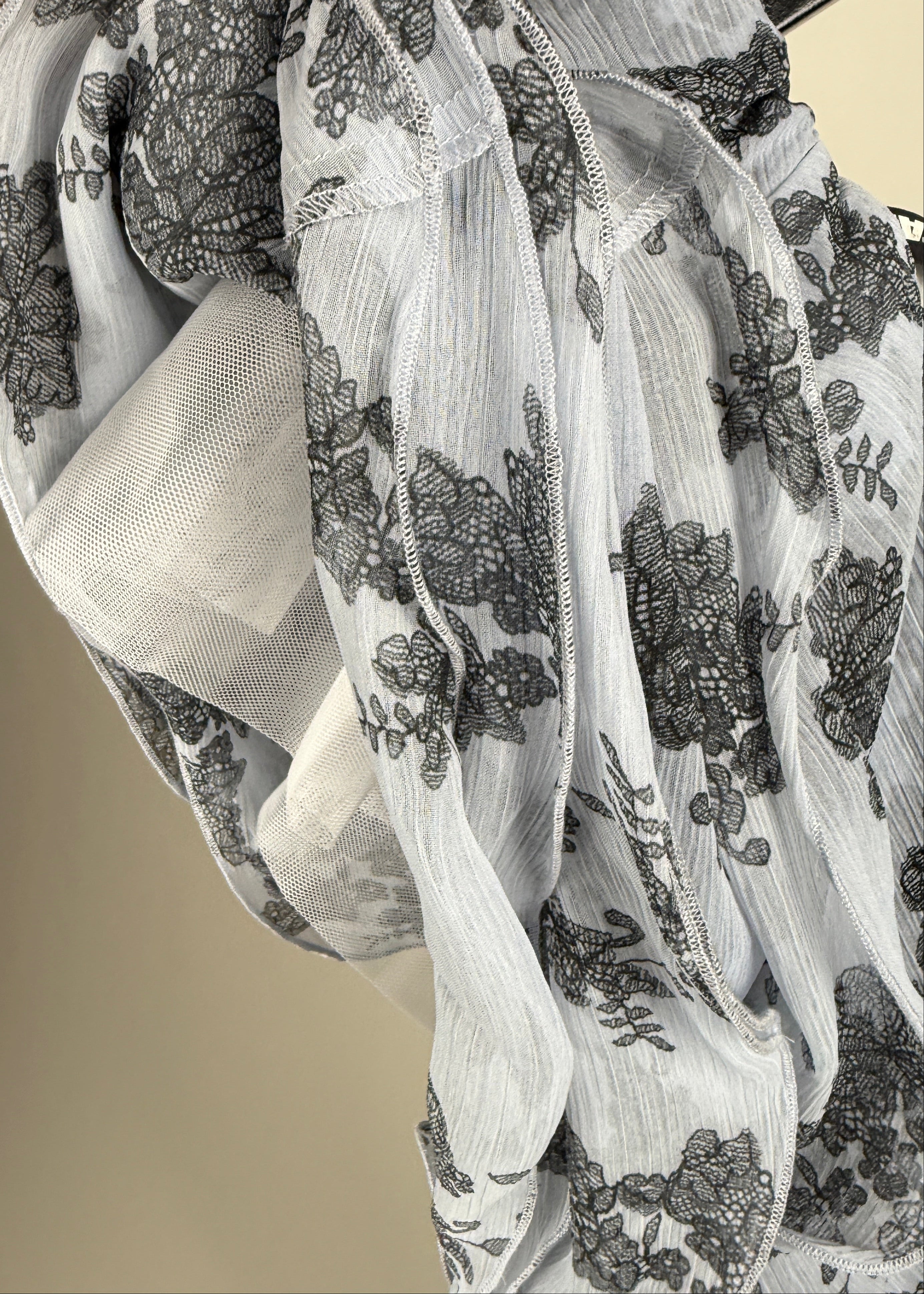 Rotate Midikleid mit Blumenprint und Spitze Second Hand – Dear Berlin