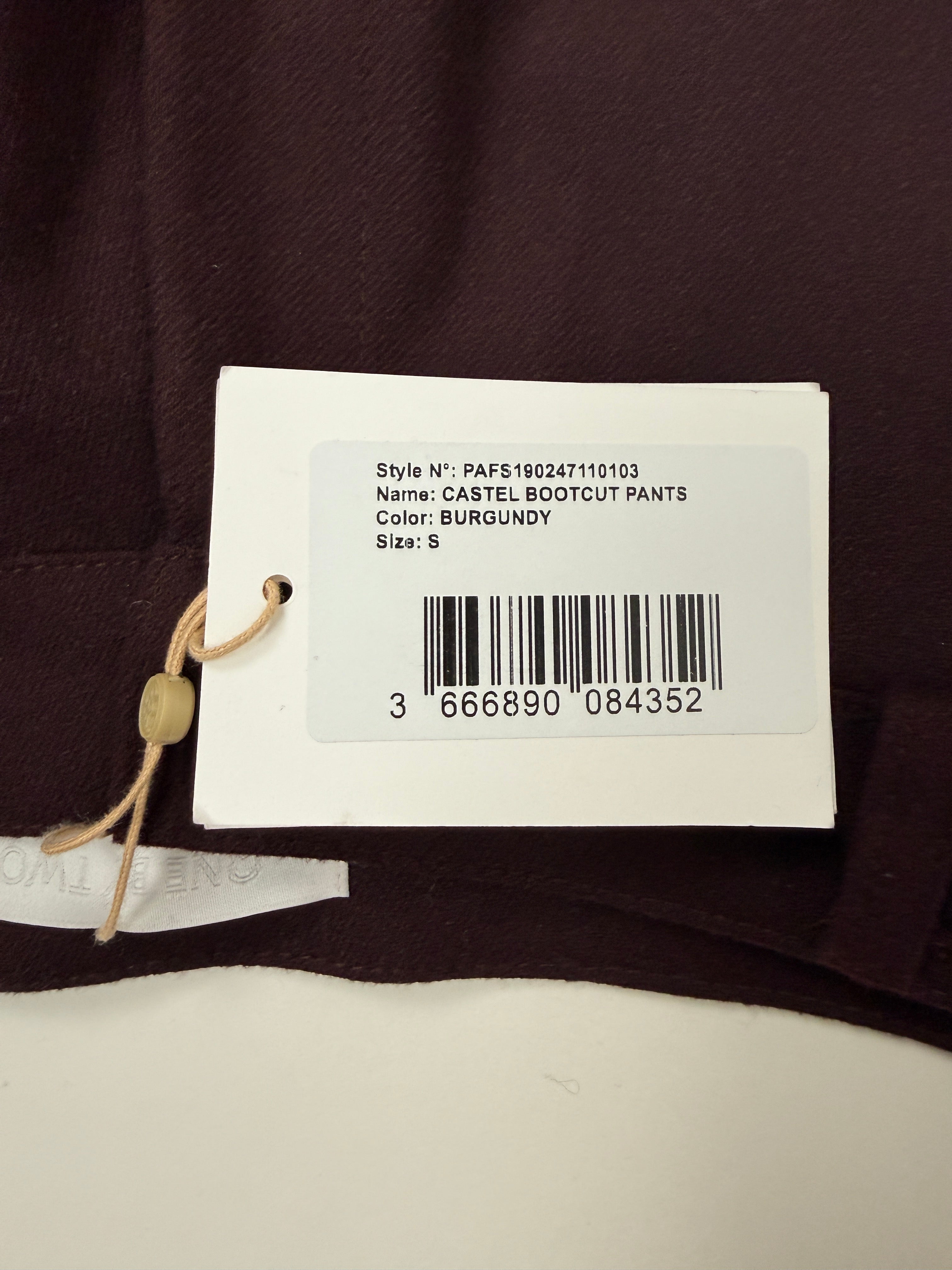 The Frankie Shop Bootcut Hose, weinrot, Gr. S Second Hand – Dear Berlin
