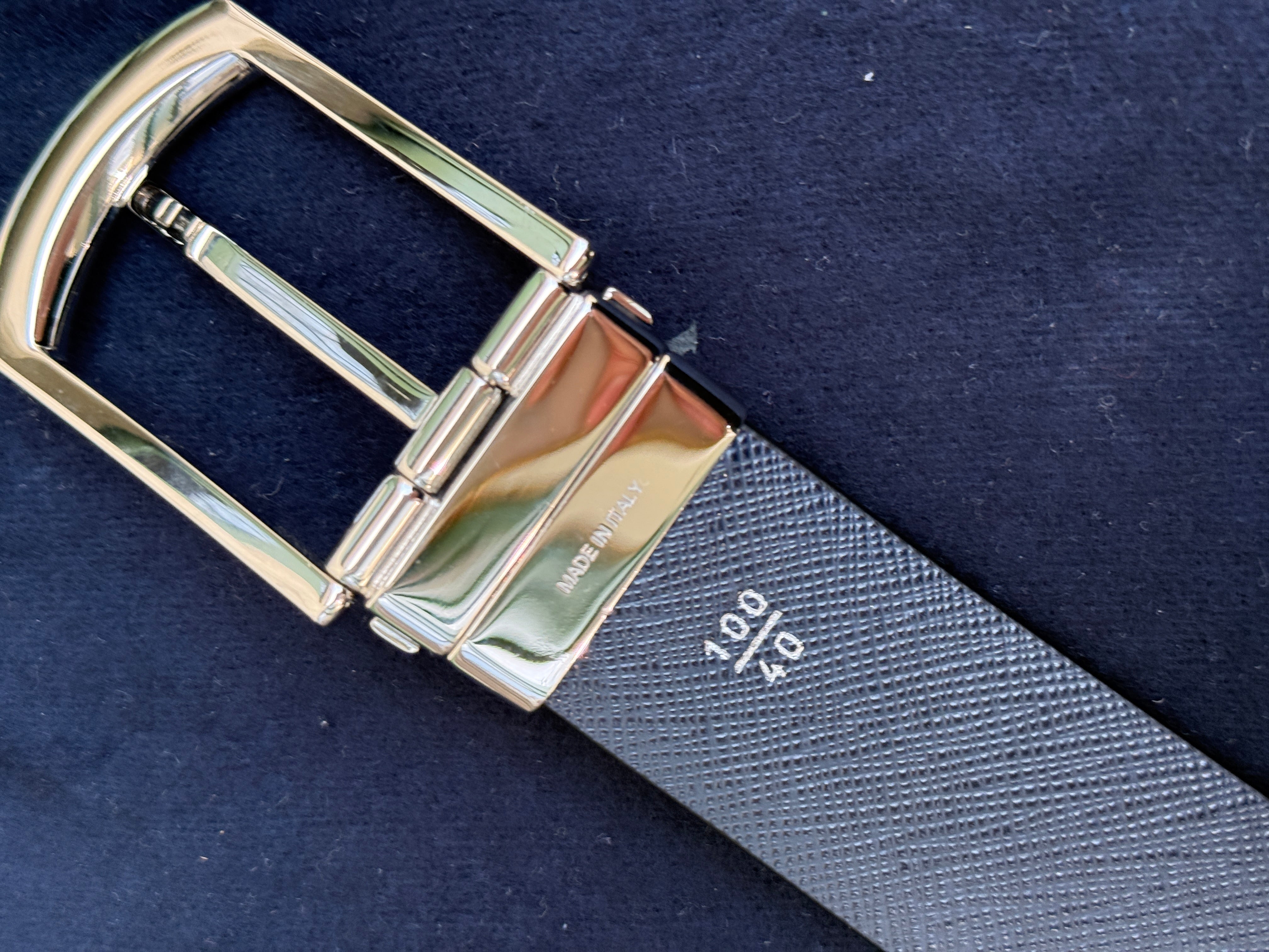 Prada Wendbarer Leder Gürtel, silberne Schnalle Second Hand – Dear Berlin