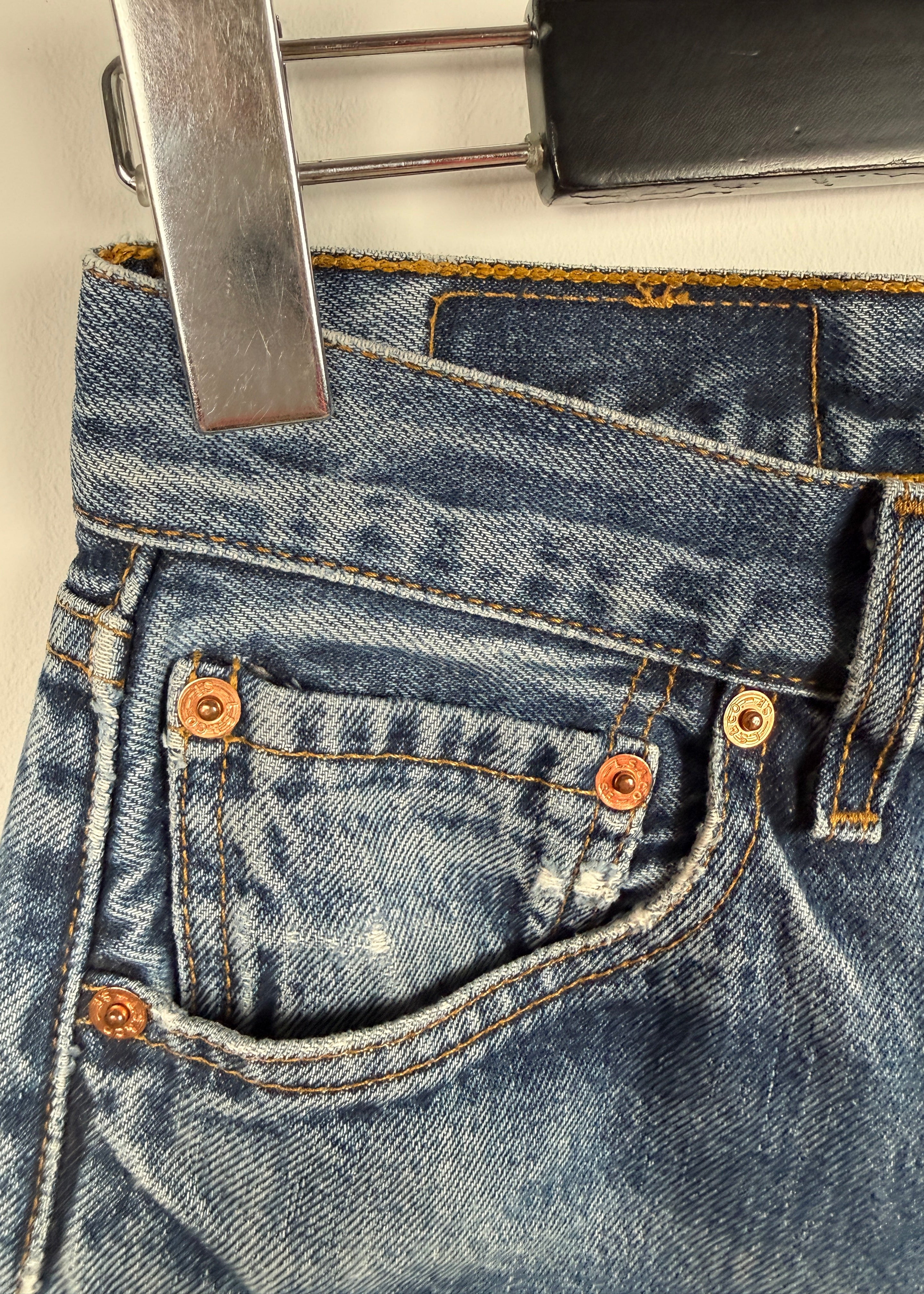 Levis 501 Jeans ripped Second Hand – Dear Berlin