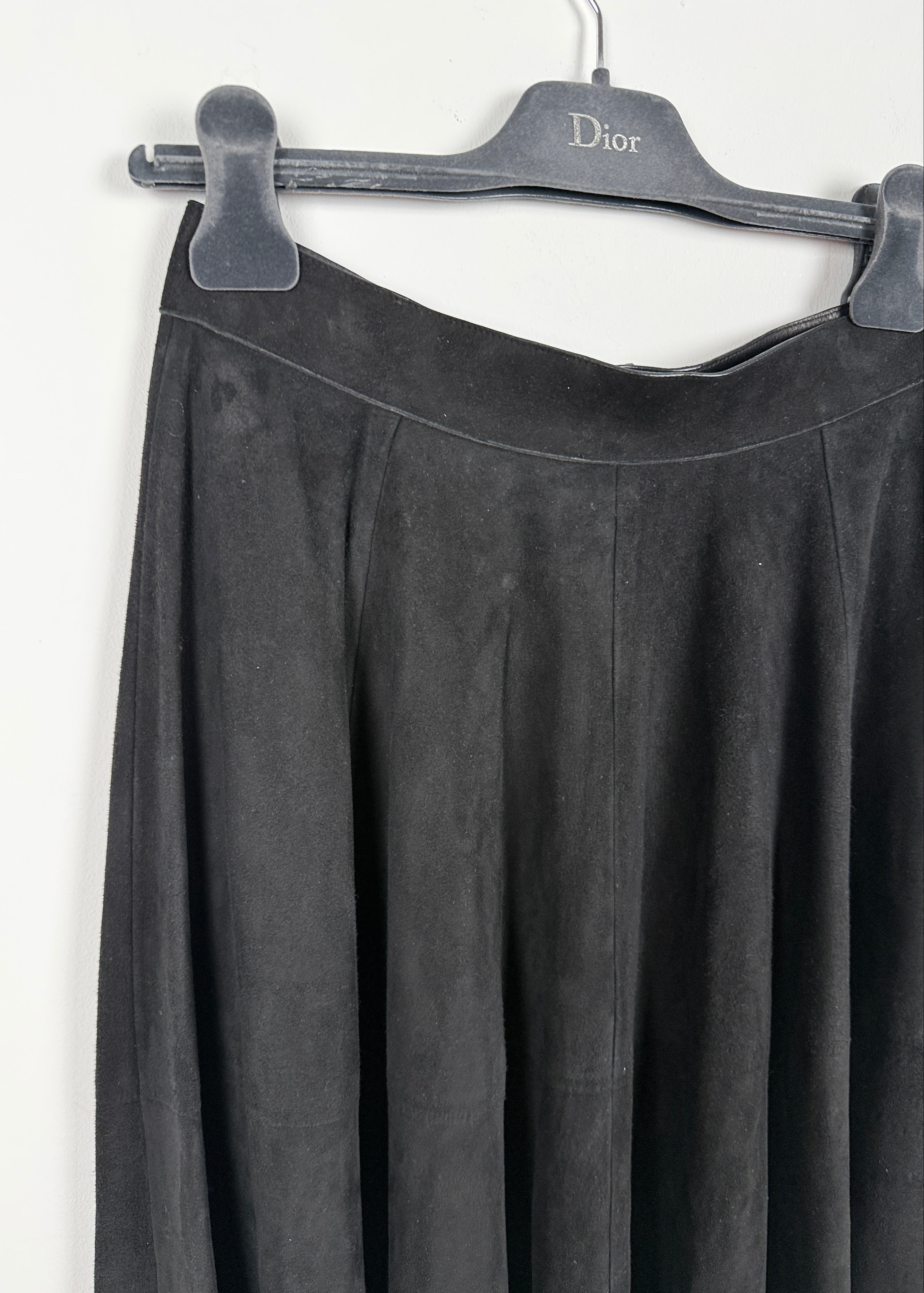 Dior Schwarzer Fransenrock aus weichem Leder Second Hand – Dear Berlin