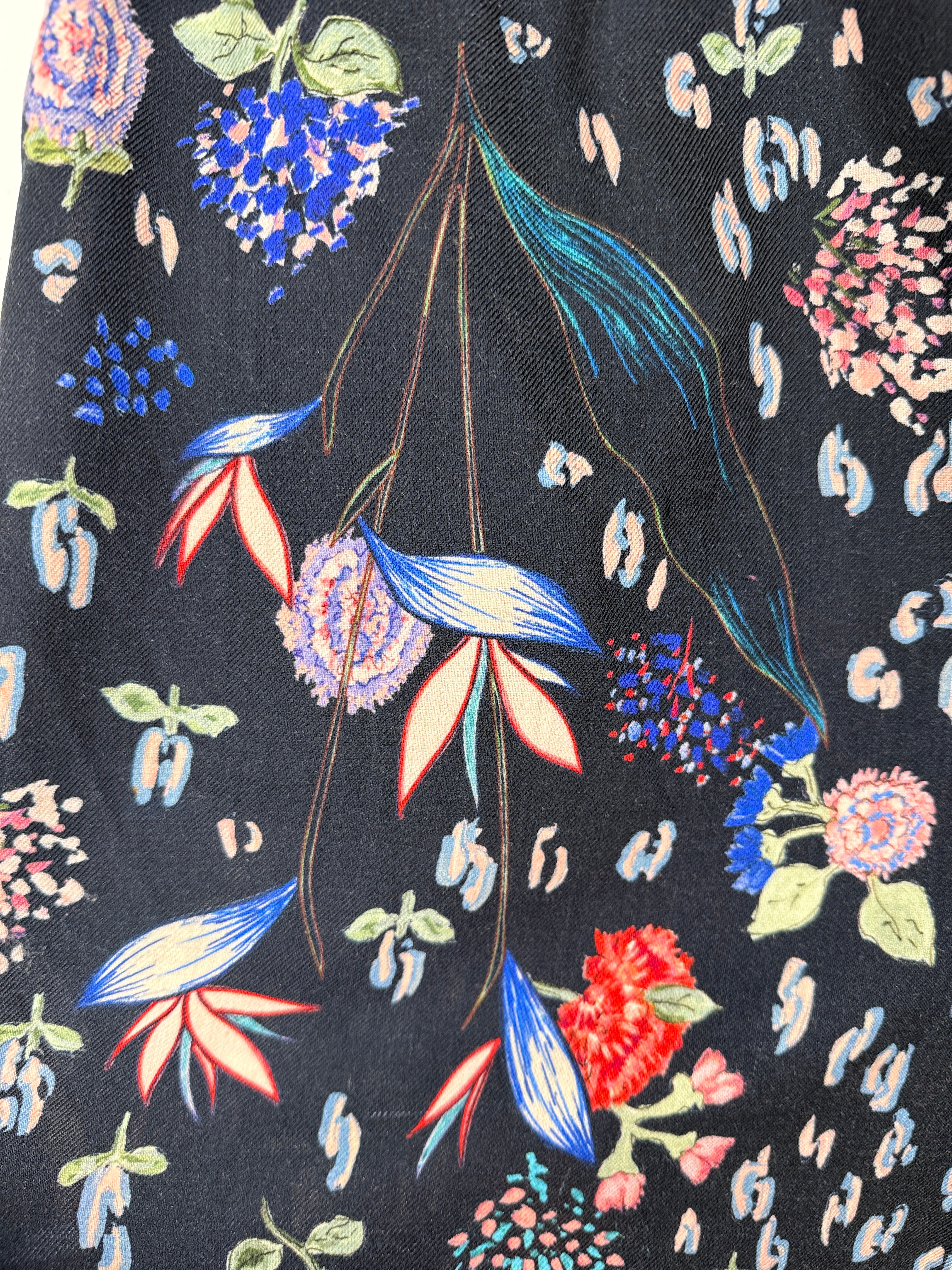 FORTE FORTE Feine Sommerhose mit Millefleur Muster Second Hand – Dear Berlin