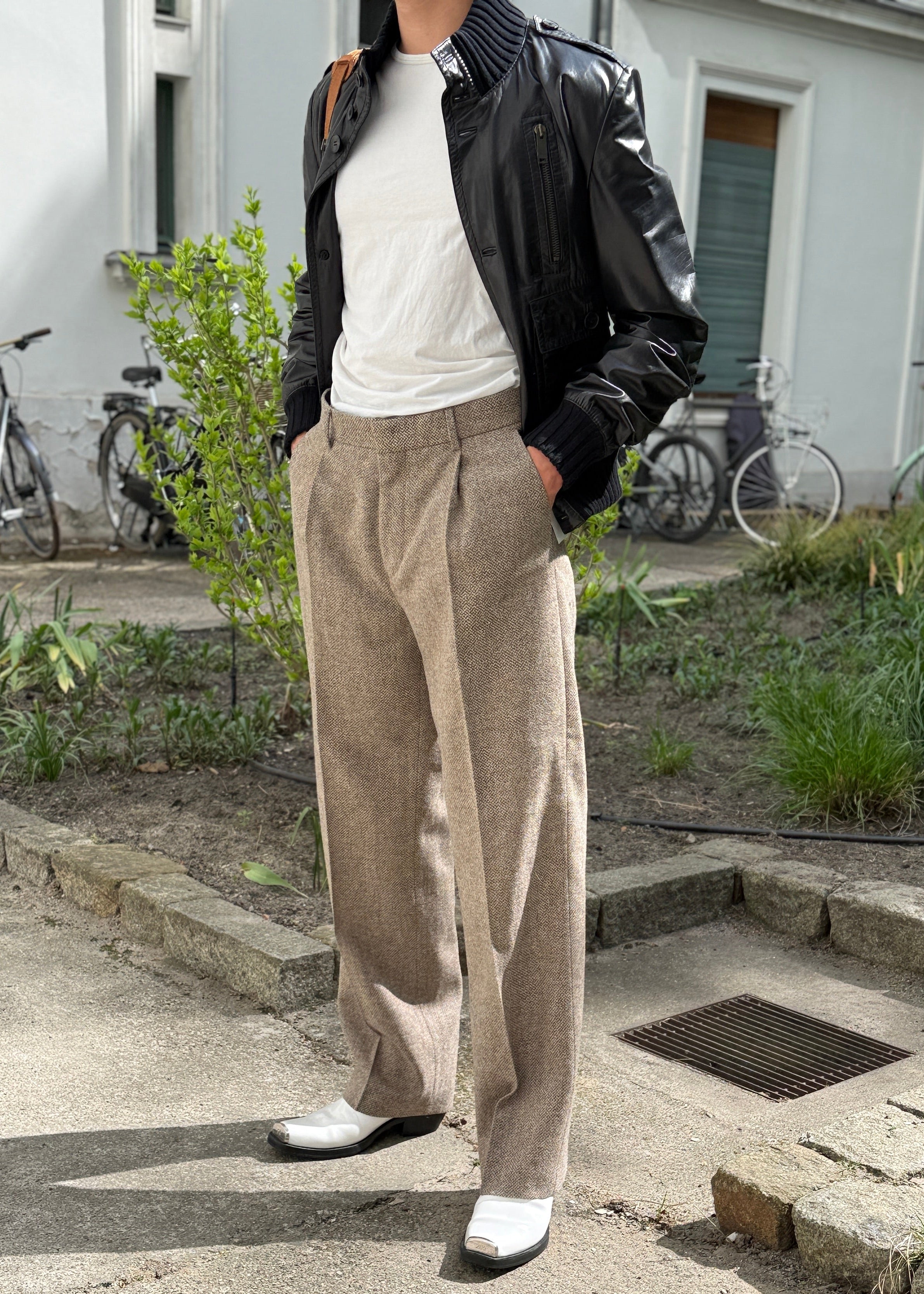 Pleated Tailormade Hose-Tiger of Sweden-Dear Berlin