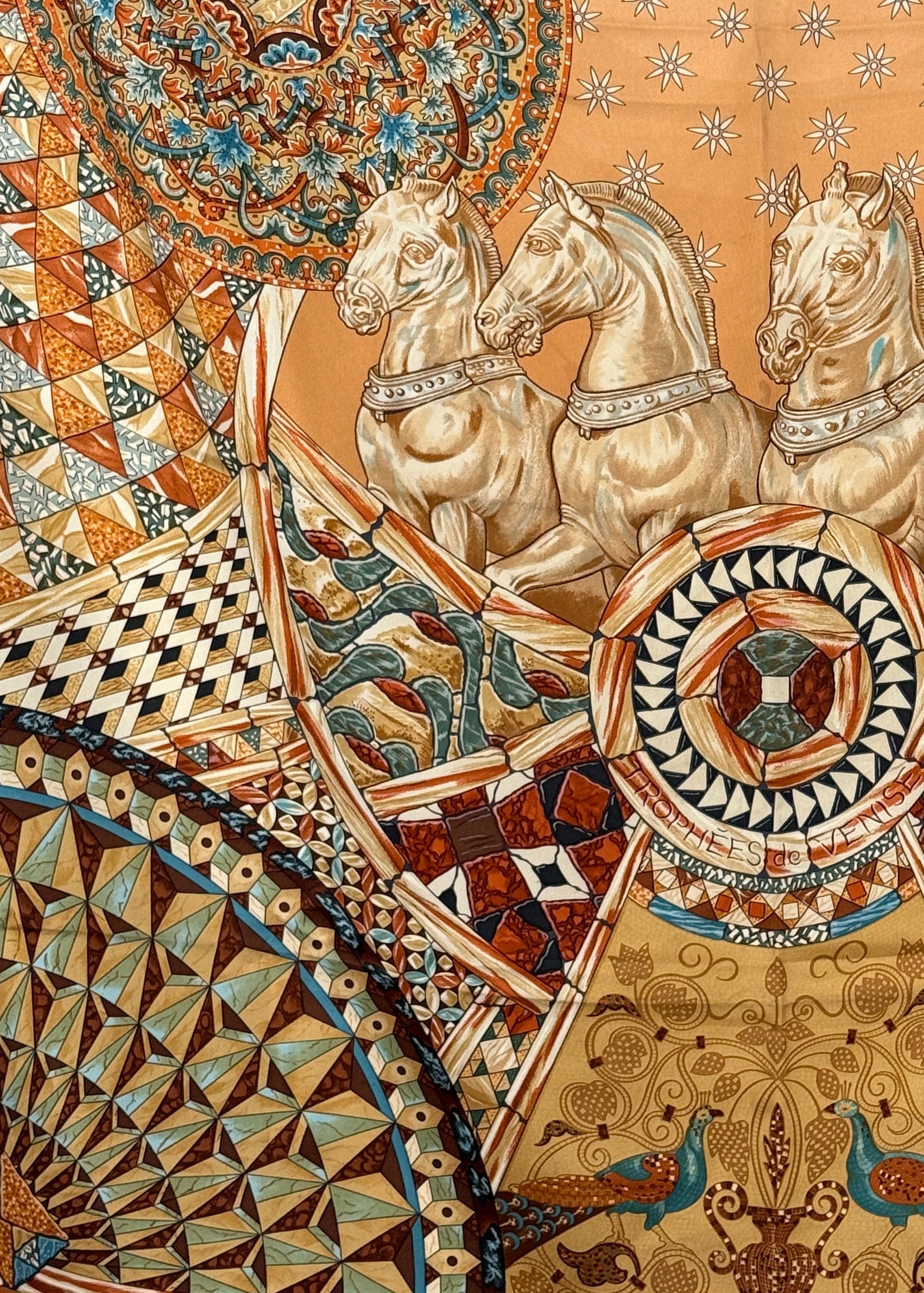 Hermès Seidentuch „Trophees de Venise“ 90x90 Second Hand | Dear Berlin