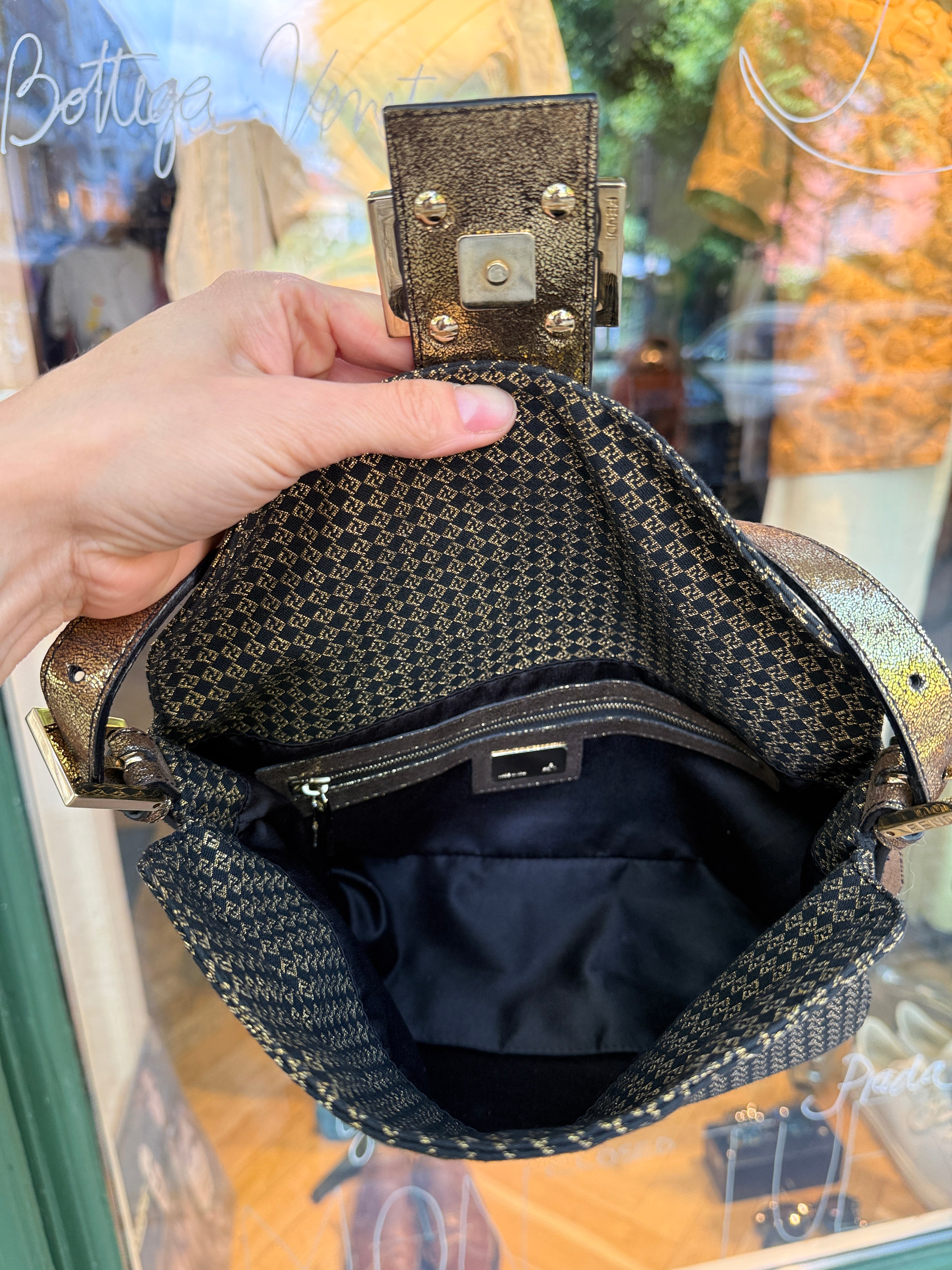 Fendi Zucchino FF Mama Baguette Tasche