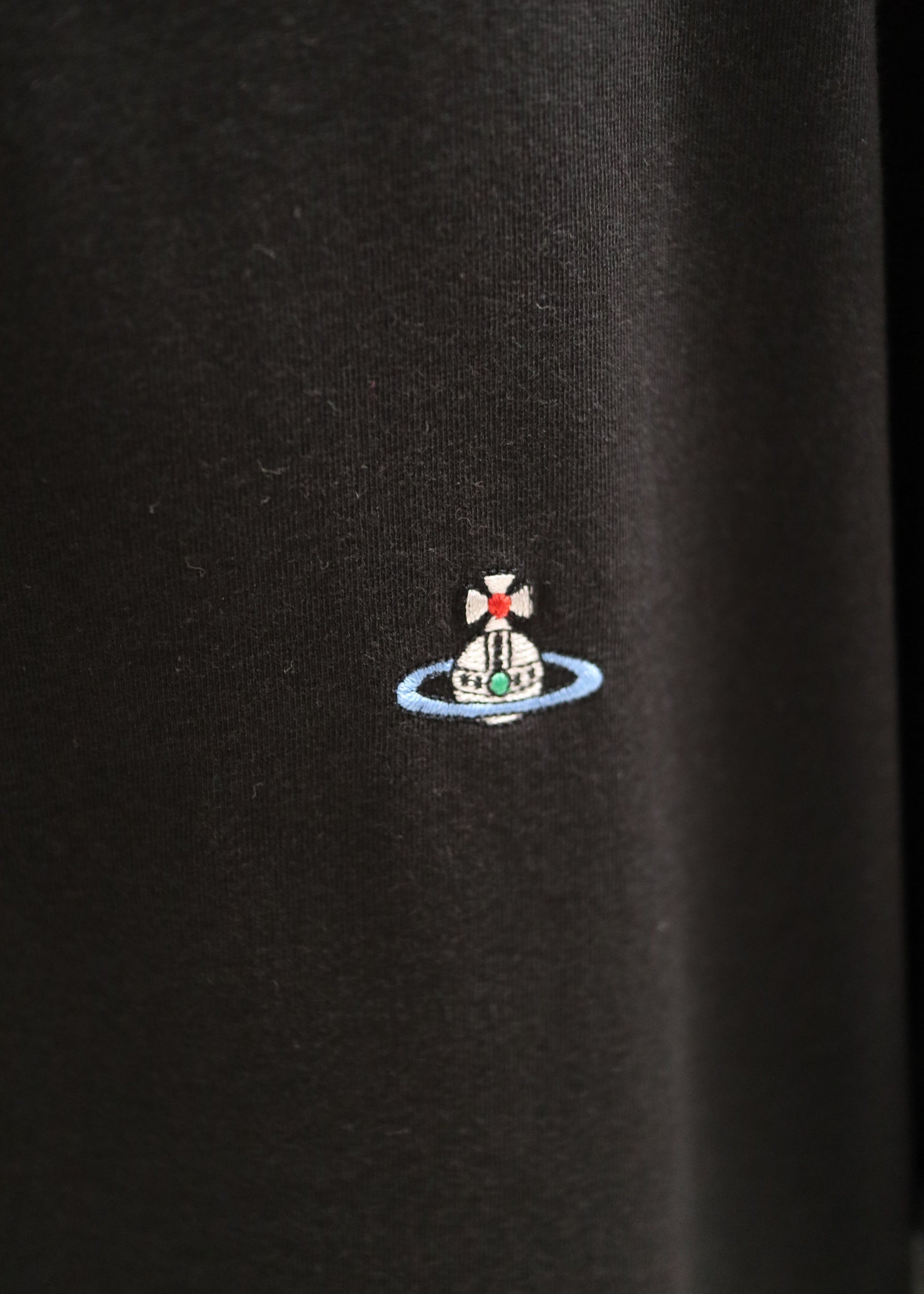 Vivienne Westwood T-Shirt mit Logostitch Second Hand – Dear Berlin