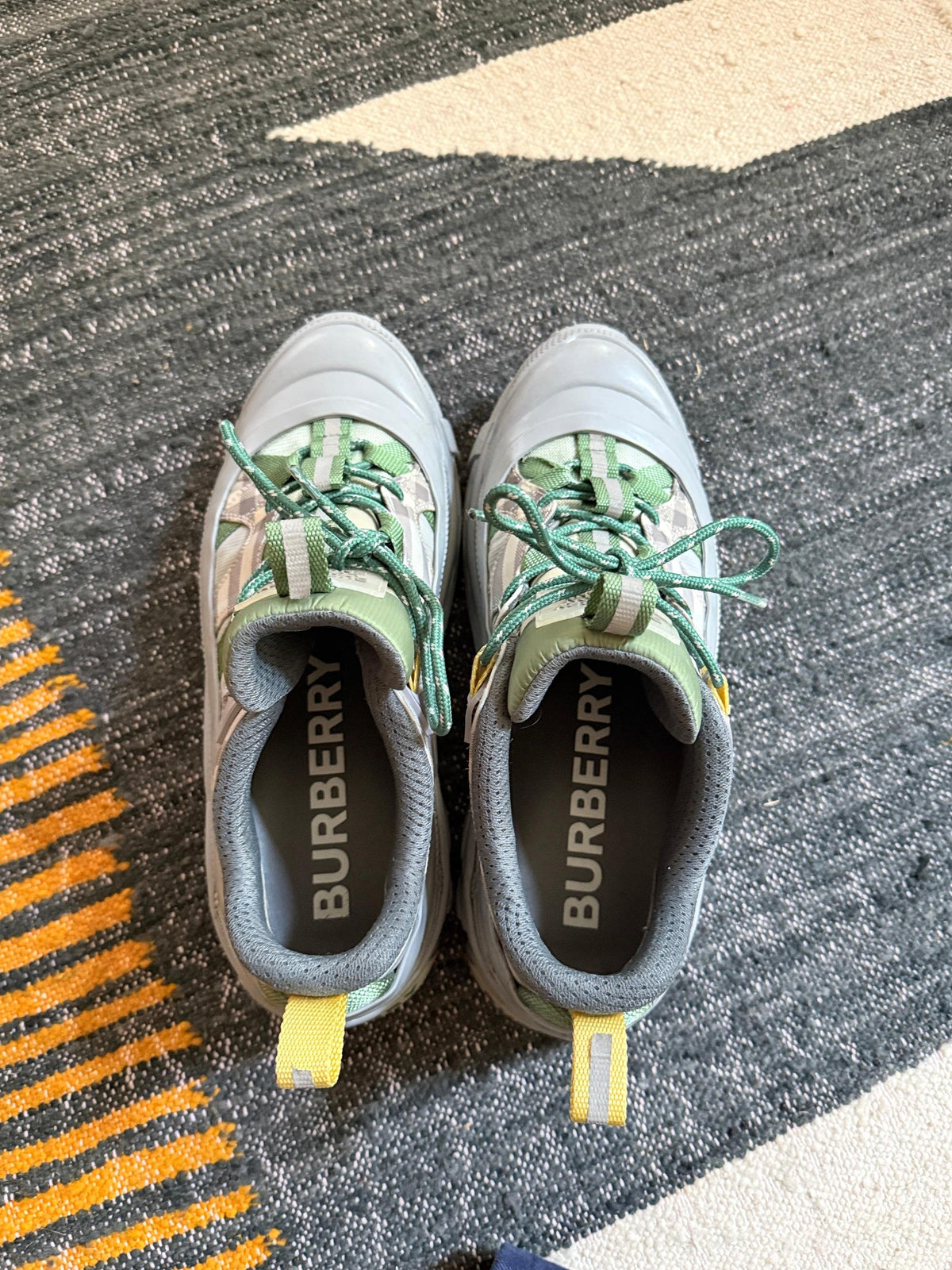Arthur check low-top sneaker-Burberry-Dear Berlin