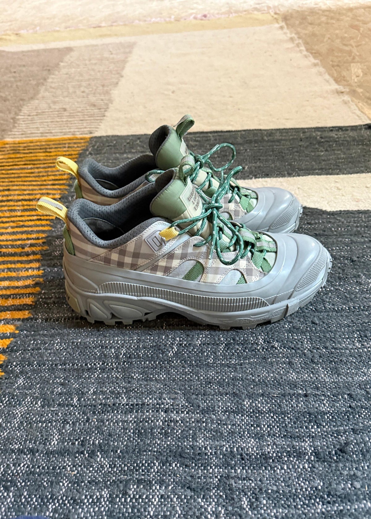 Arthur check low-top sneaker-Burberry-Dear Berlin