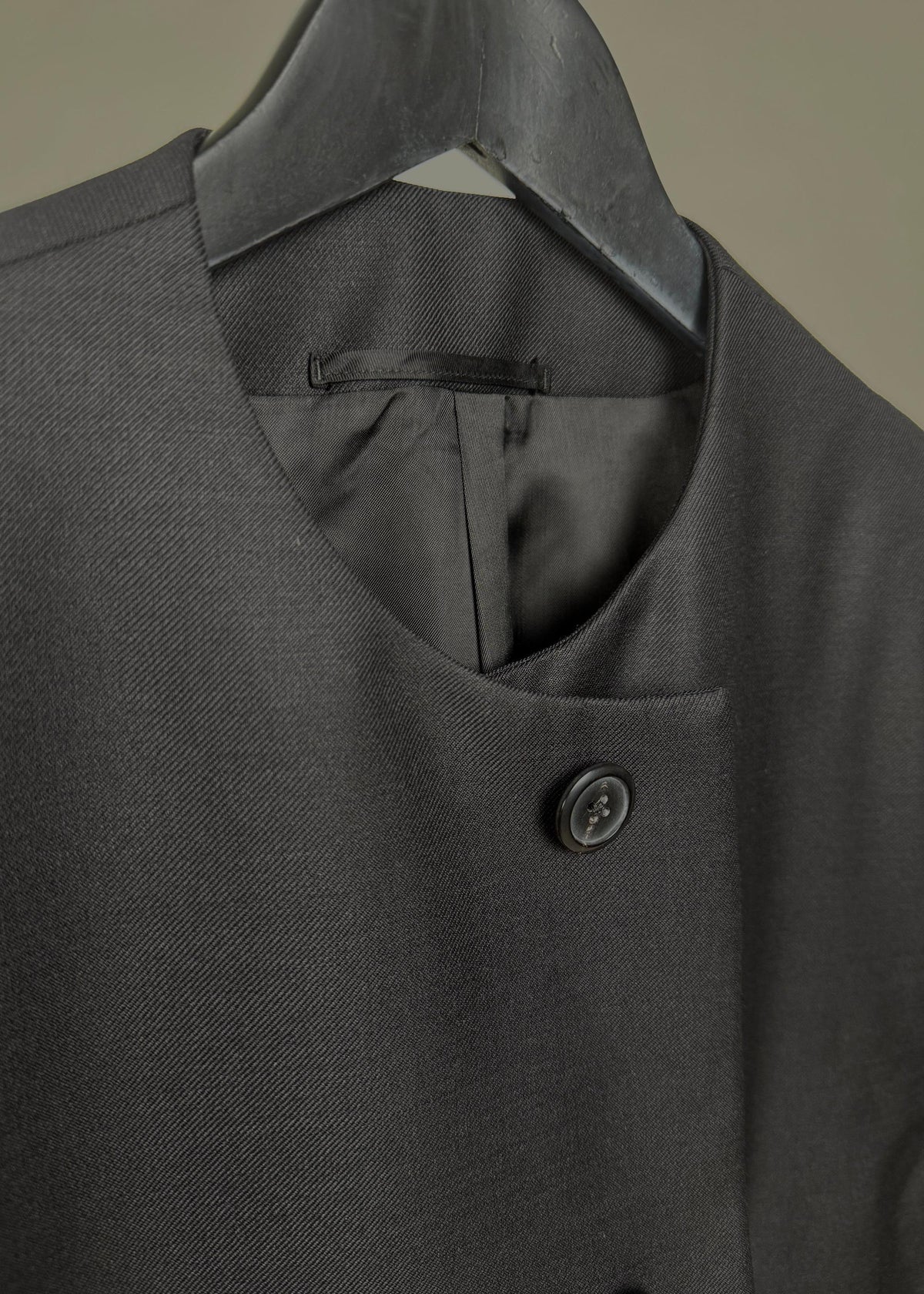 Prada Blazer mit Triangle -Logo - Schwarz Second Hand – Dear Berlin