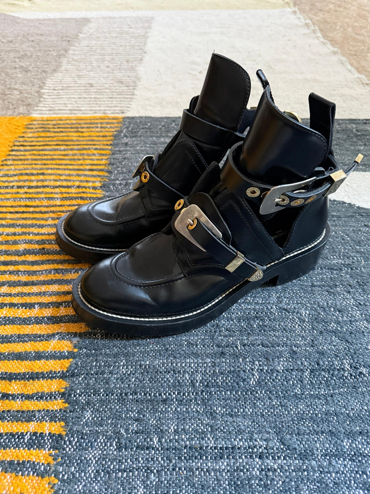 Ceinture Ankle Boots-Balenciaga-Dear Berlin