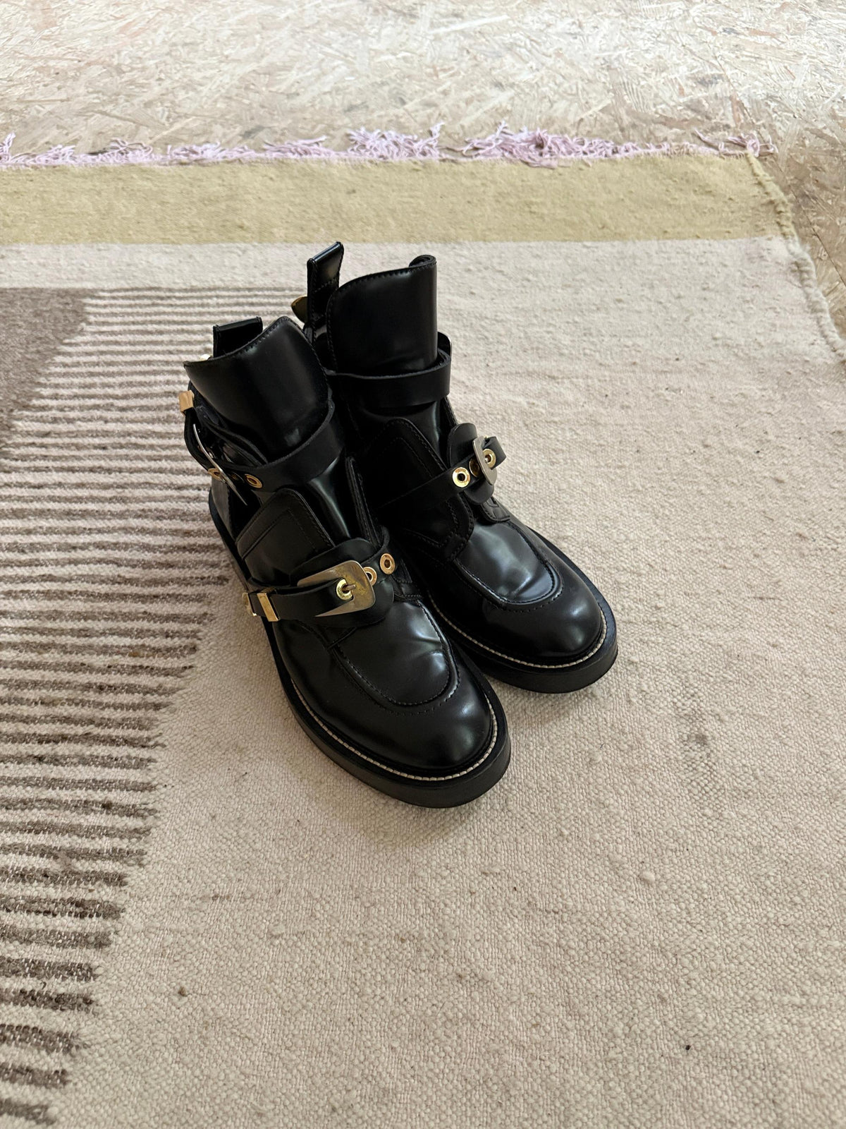 Ceinture Ankle Boots-Balenciaga-Dear Berlin