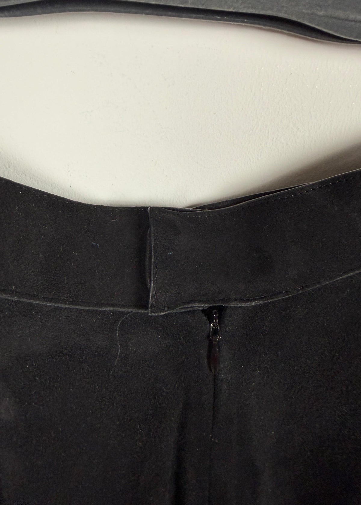 Dior Schwarzer Fransenrock aus weichem Leder Second Hand – Dear Berlin