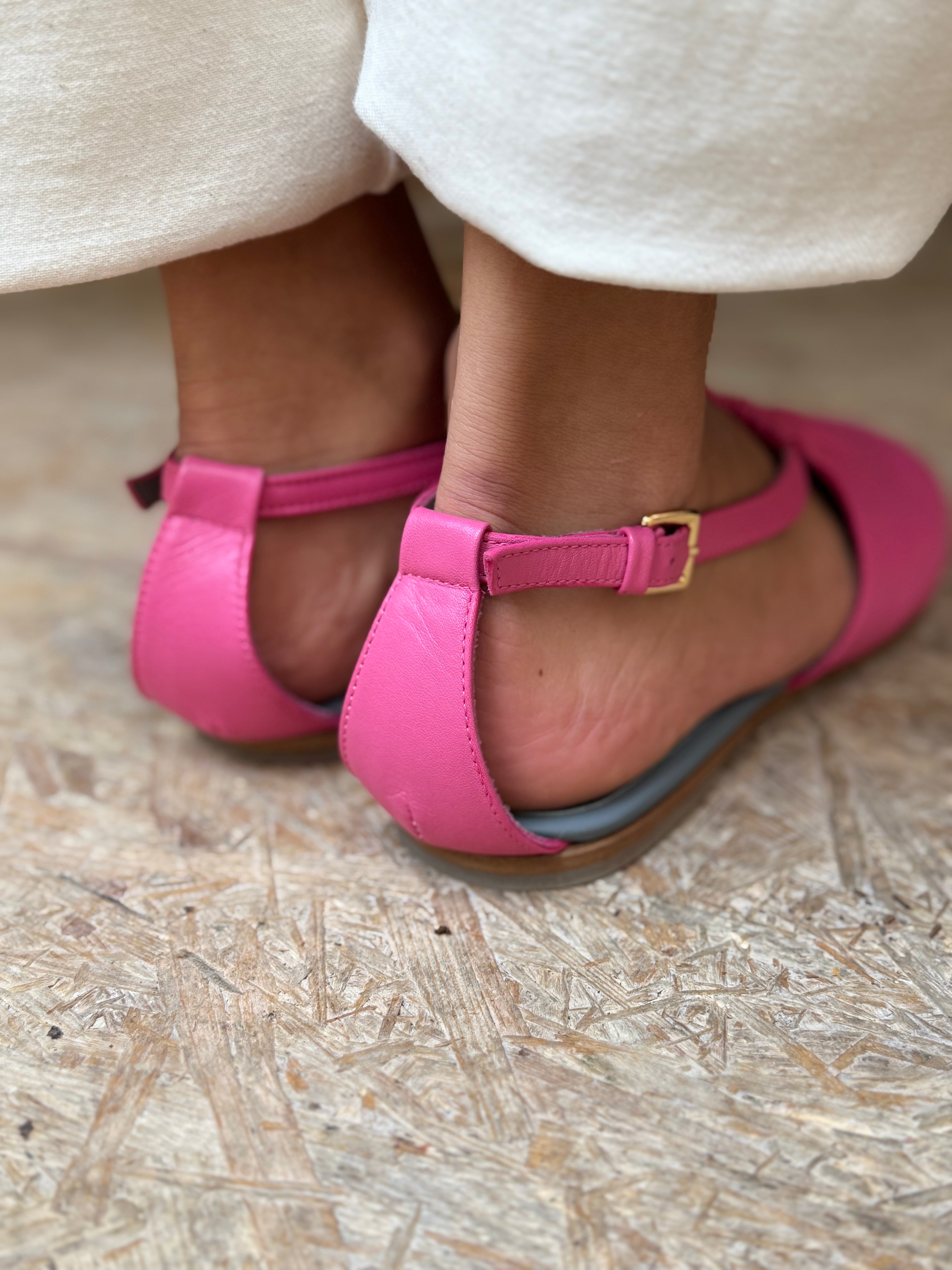 ACT. Sandals