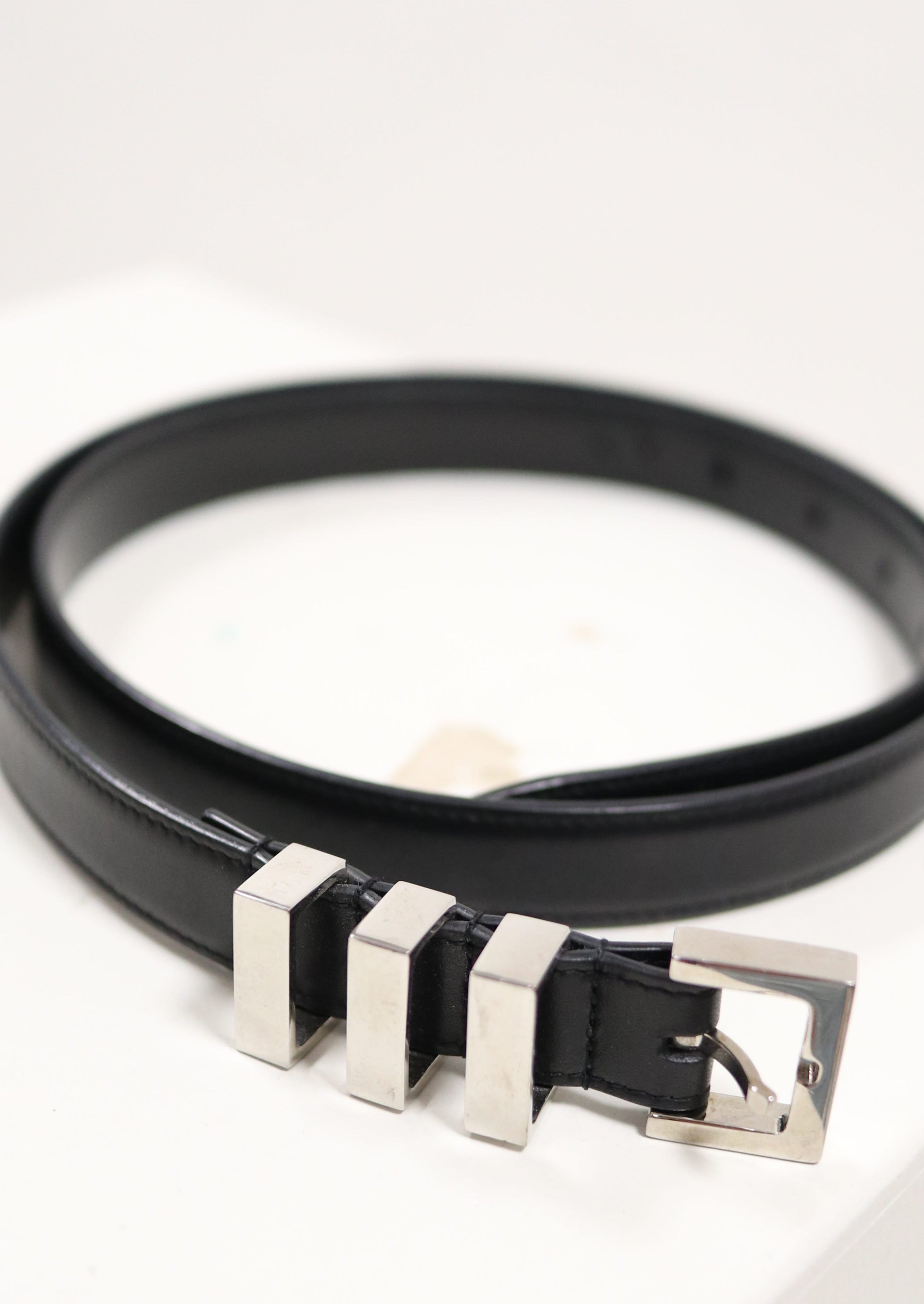 Saint Laurent Baby Cat 3 Belt - 85 Second Hand – Dear Berlin