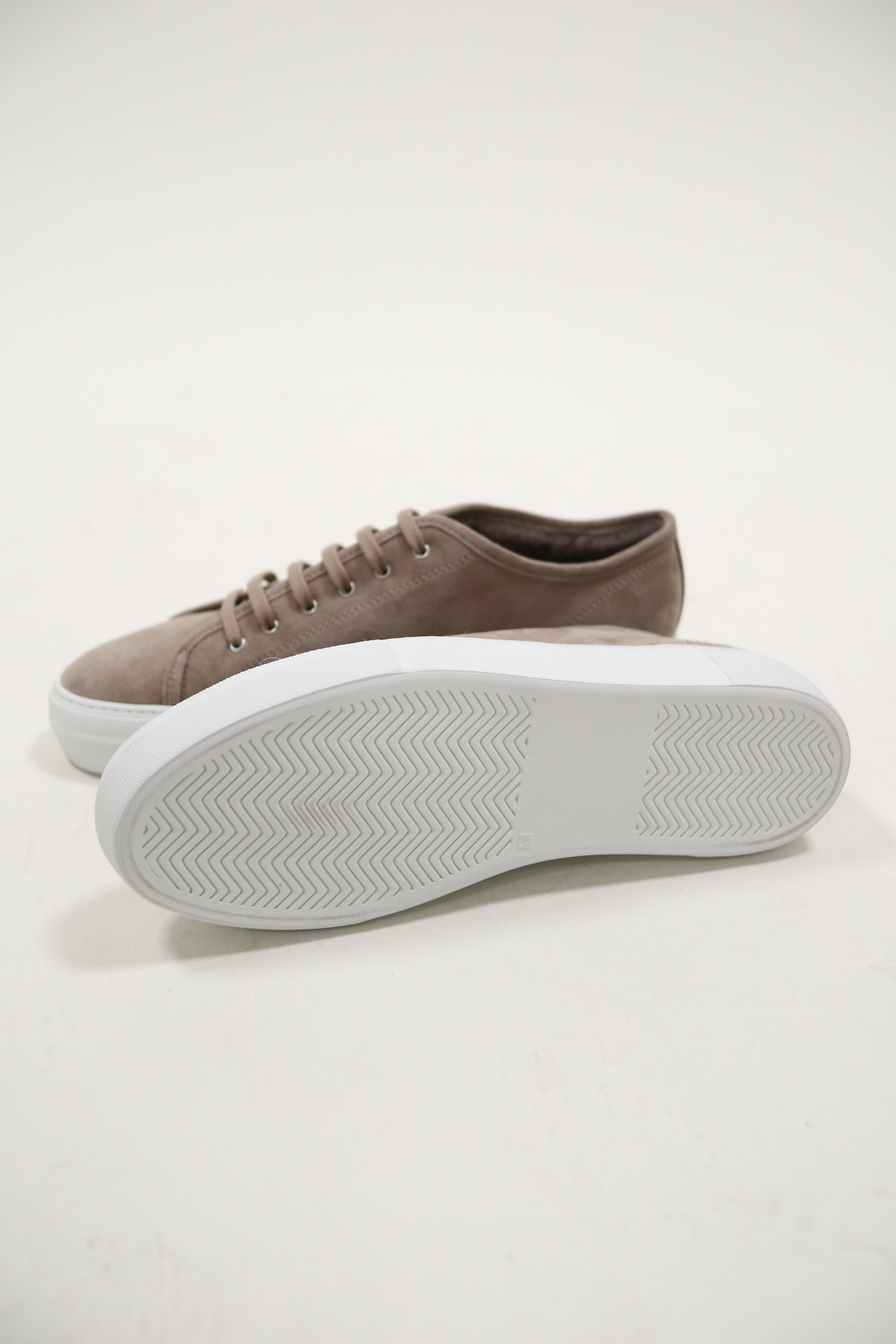 COMMON PROJECTS Sneaker
