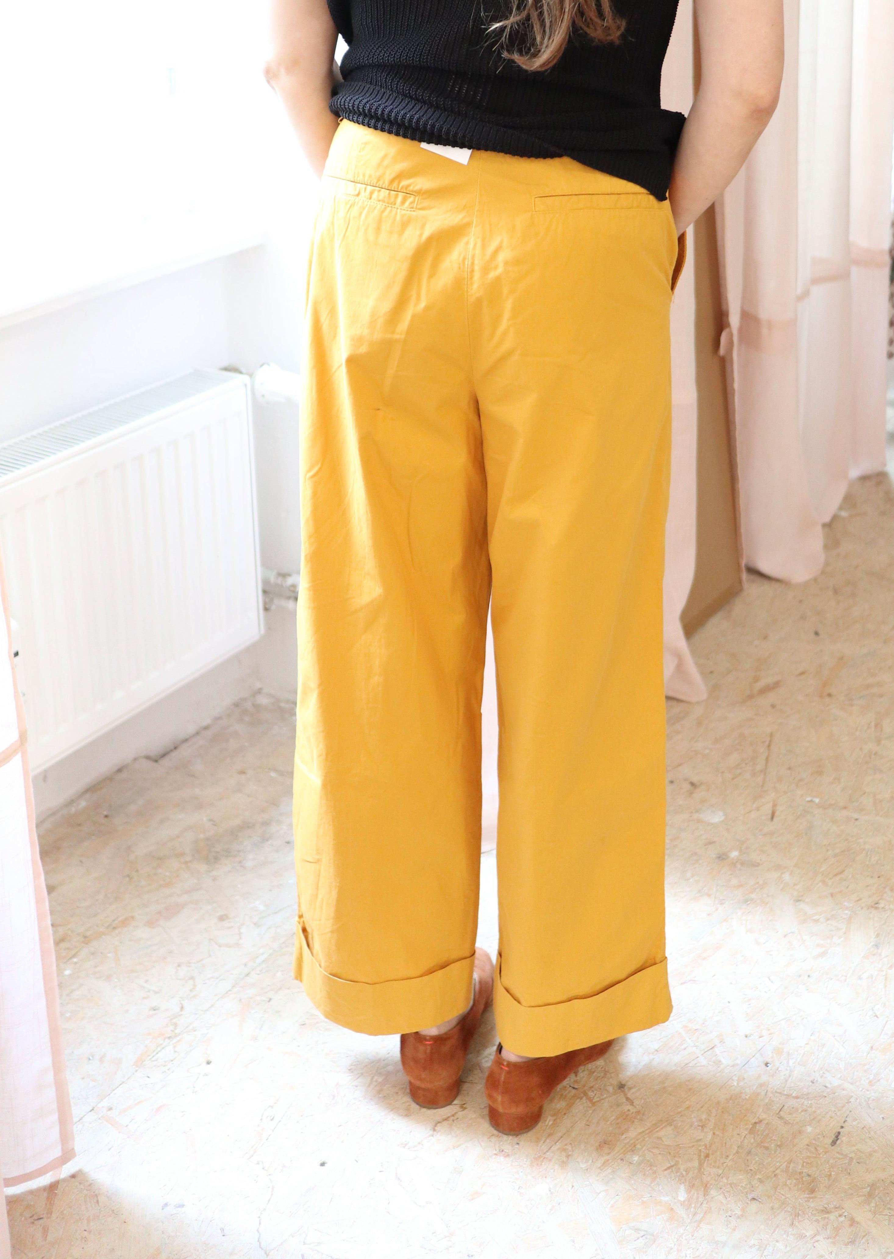 DRIES VAN NOTEN Pants