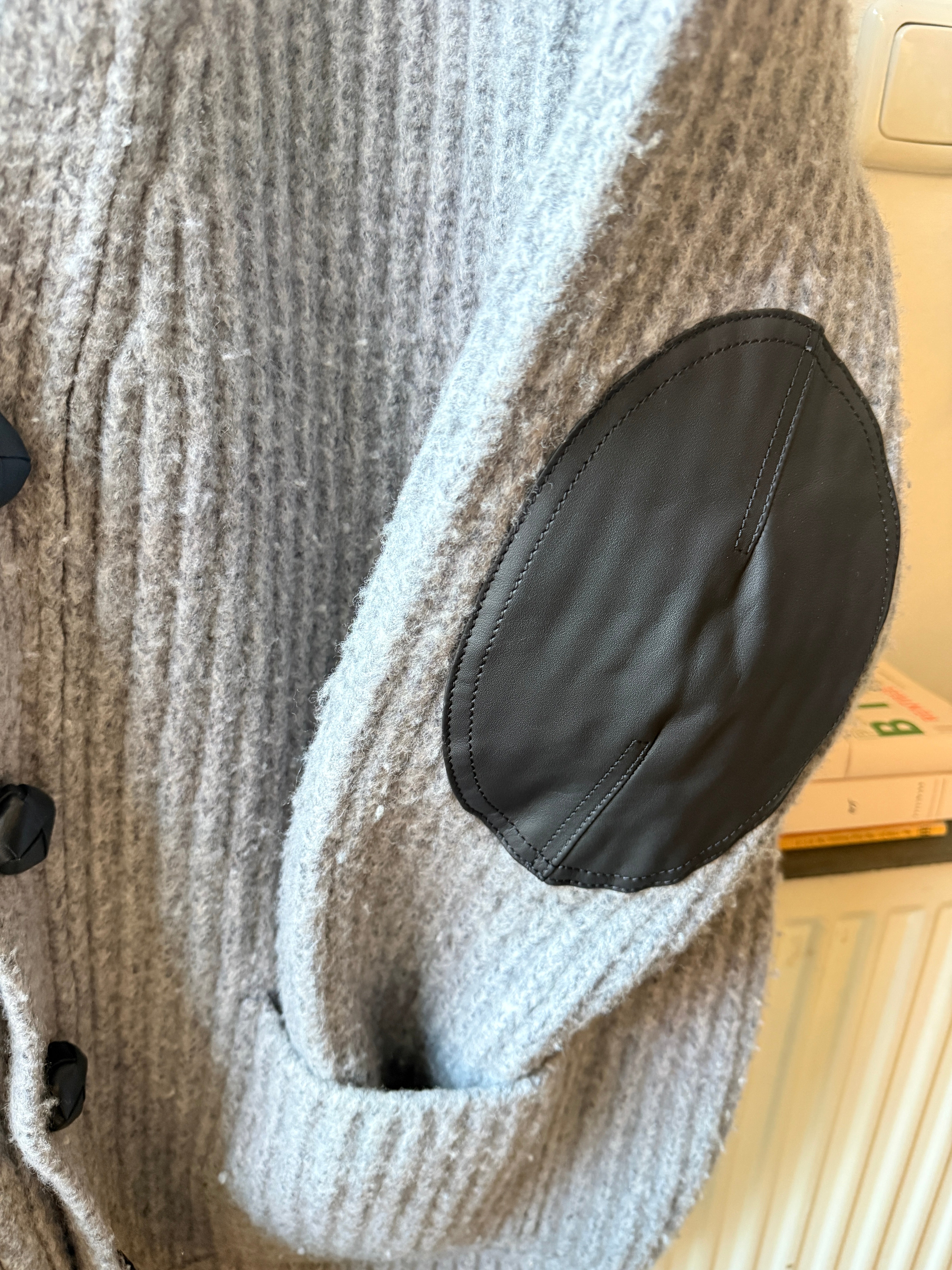 Bottega Veneta Elbow Patch Cardigan - M Second Hand – Dear Berlin