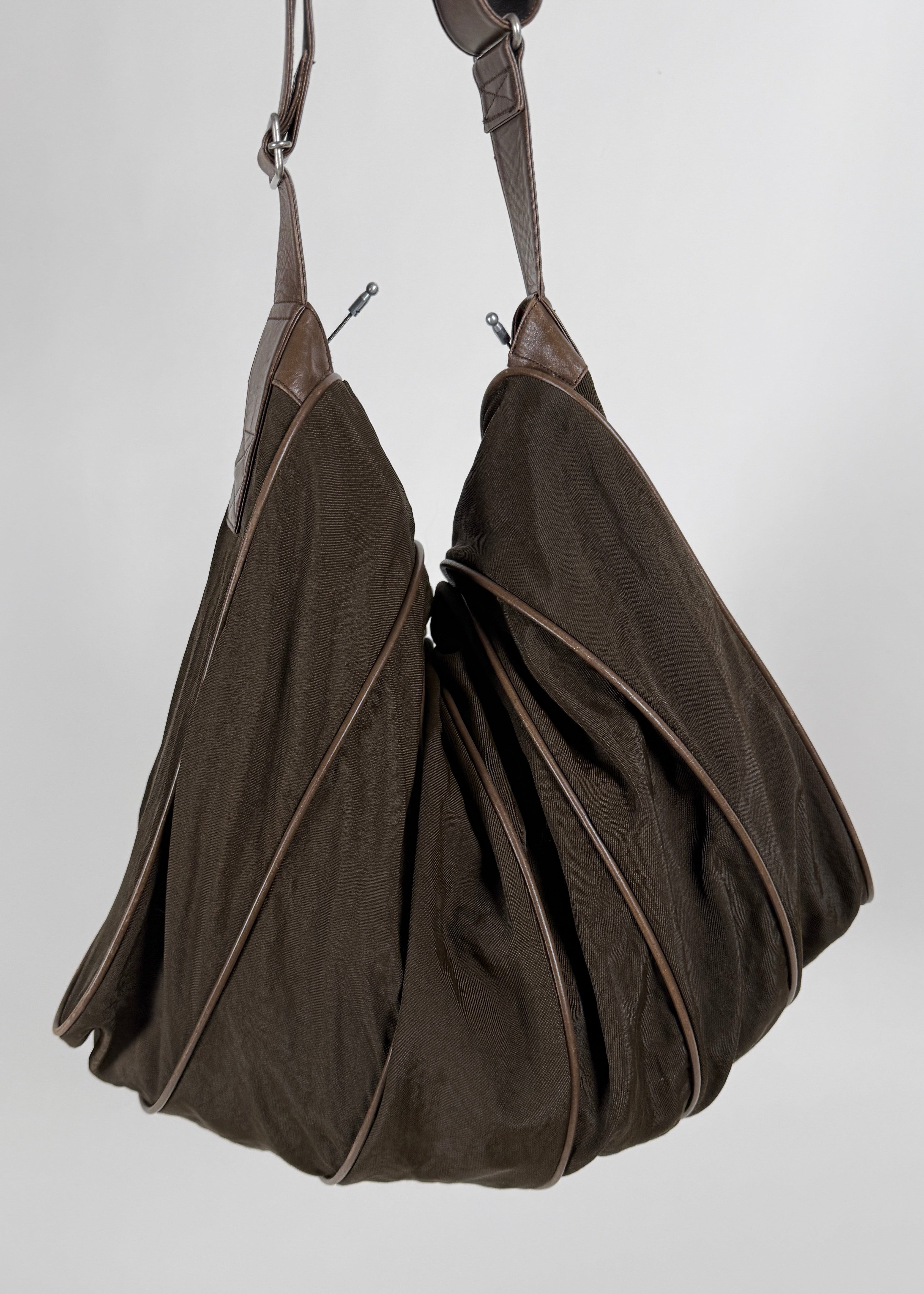 Issey Miyake Große Crossbody, Vintage Second Hand – Dear Berlin