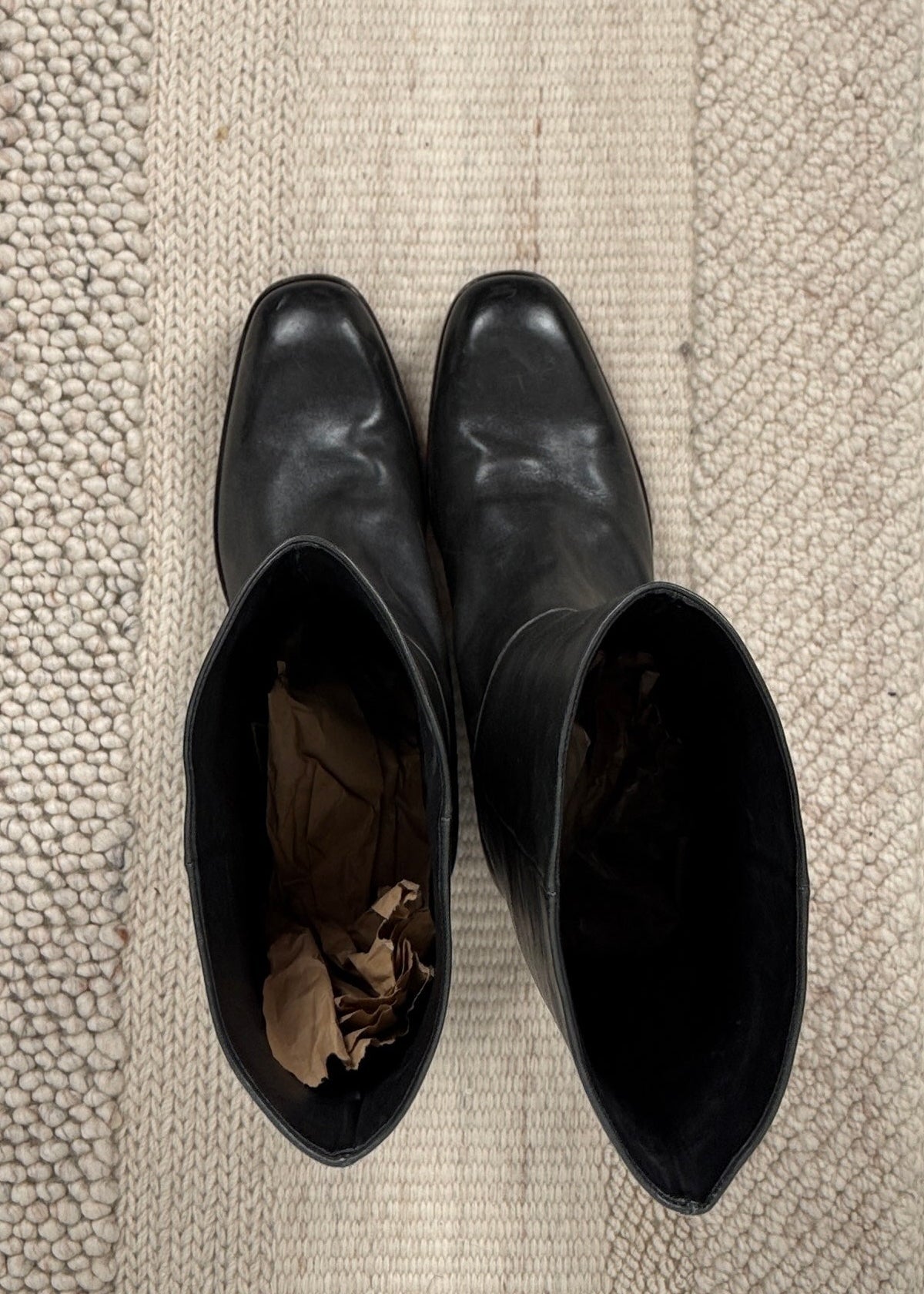 John Galliano Lederstiefel in schwarz Second Hand – Dear Berlin