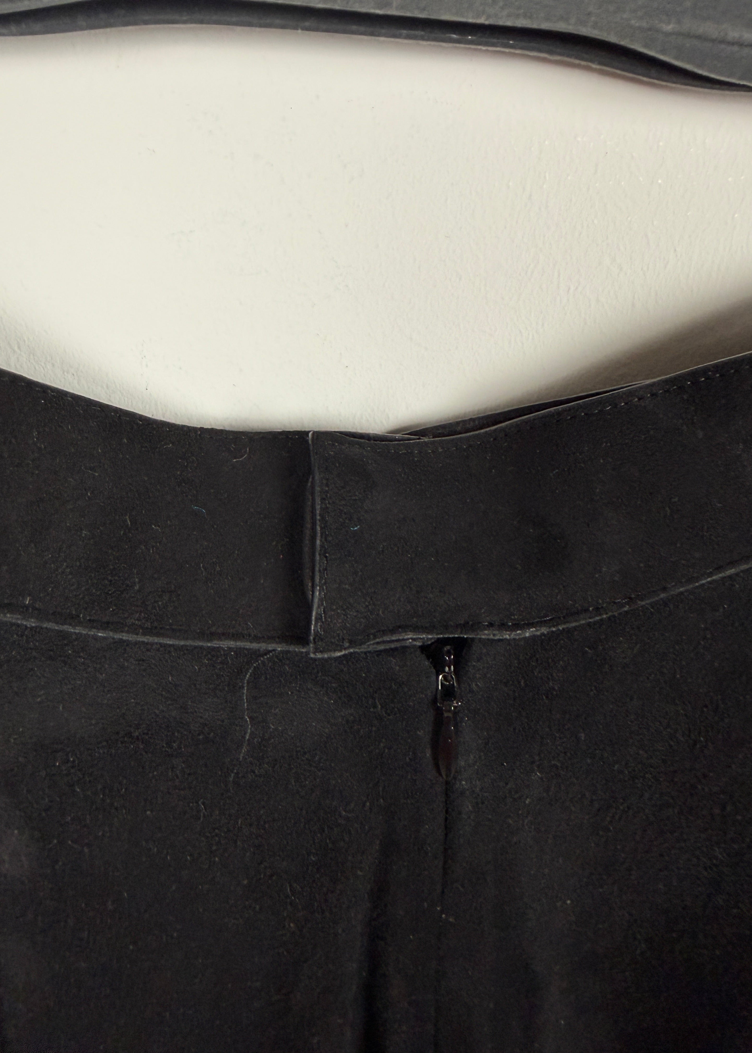 Dior Schwarzer Fransenrock aus weichem Leder Second Hand – Dear Berlin
