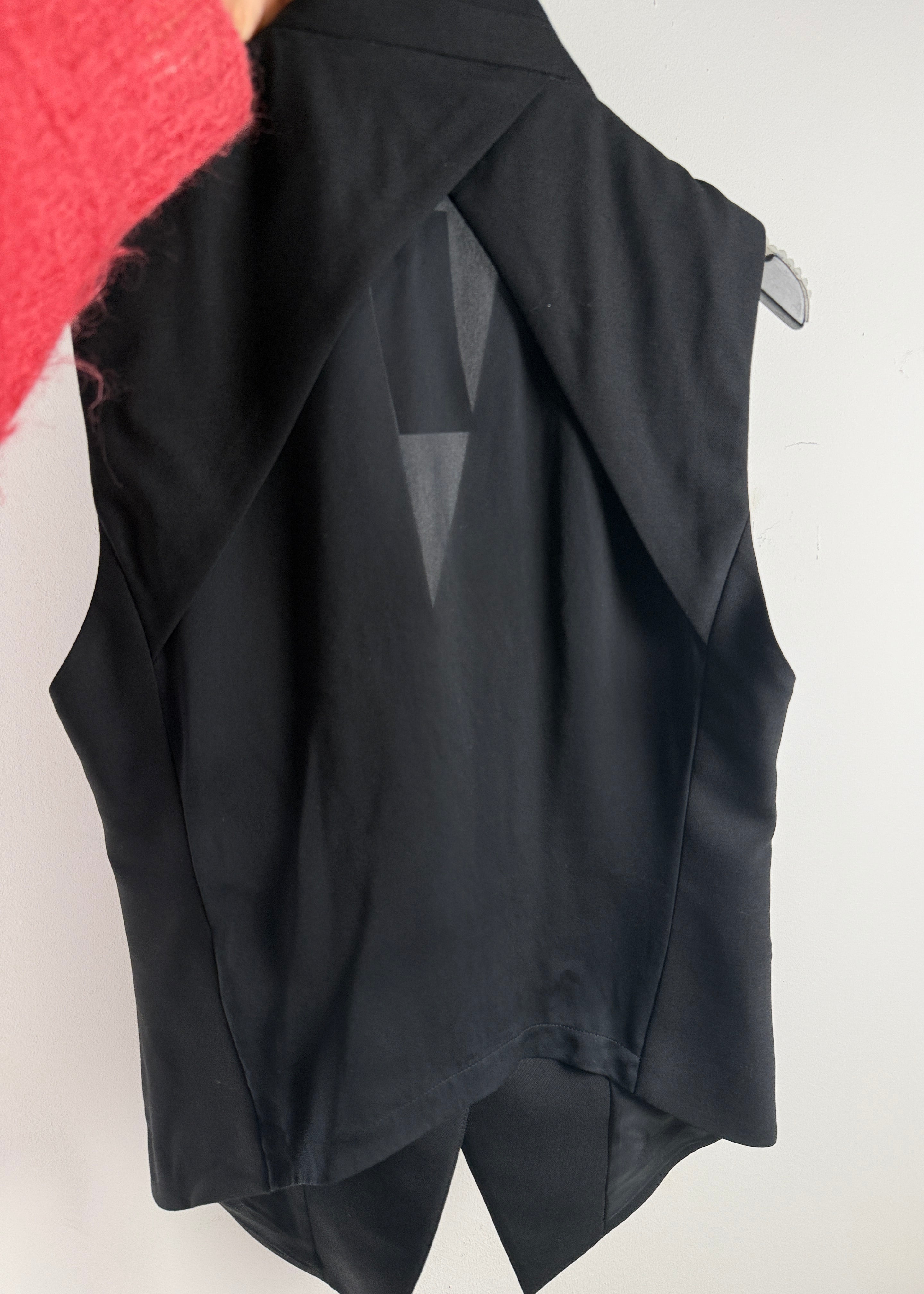 Helmut Lang Weste mit transparentem Rücken Second Hand – Dear Berlin
