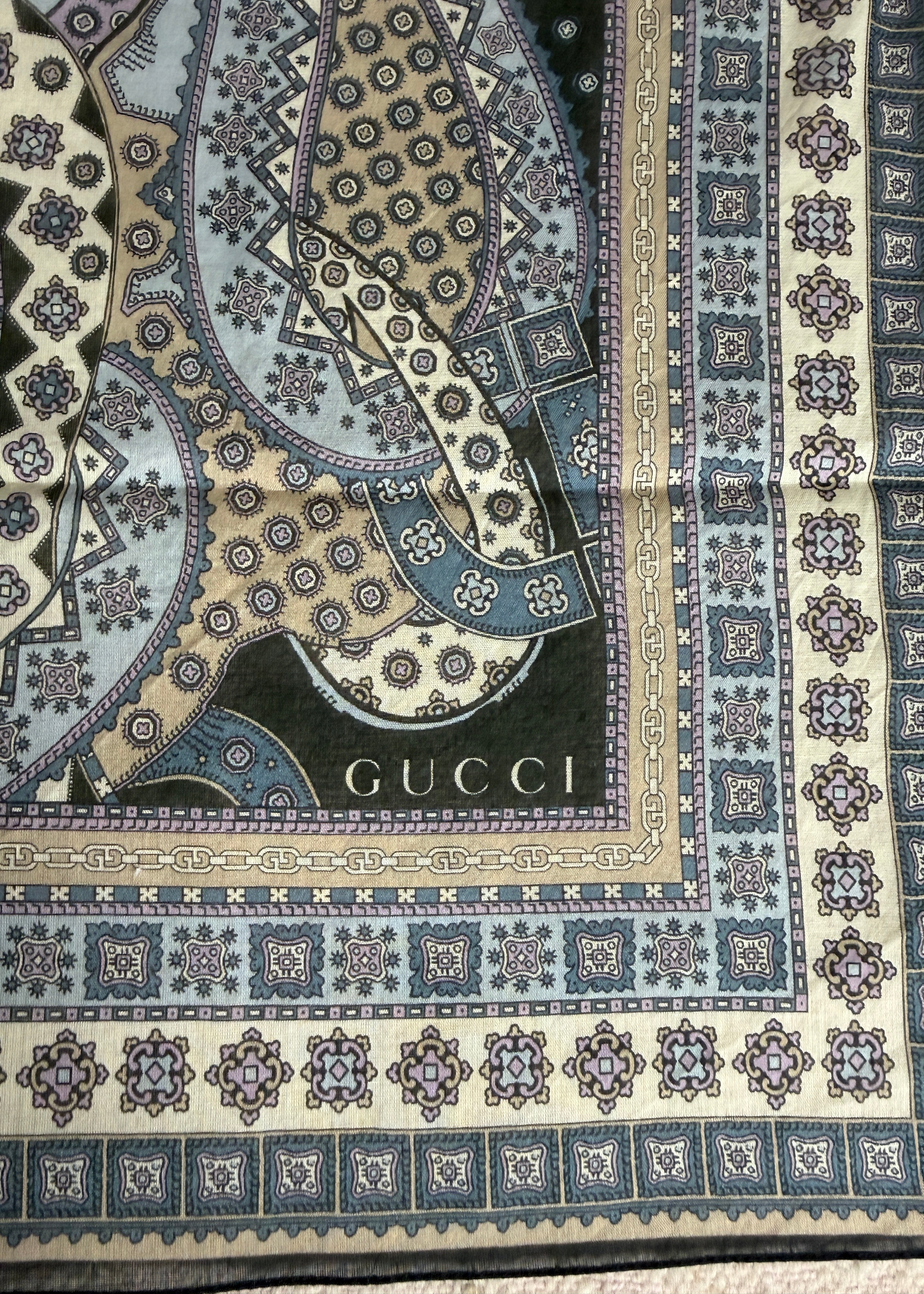 Gucci Bedrucktes Baumwolltuch Second Hand – Dear Berlin