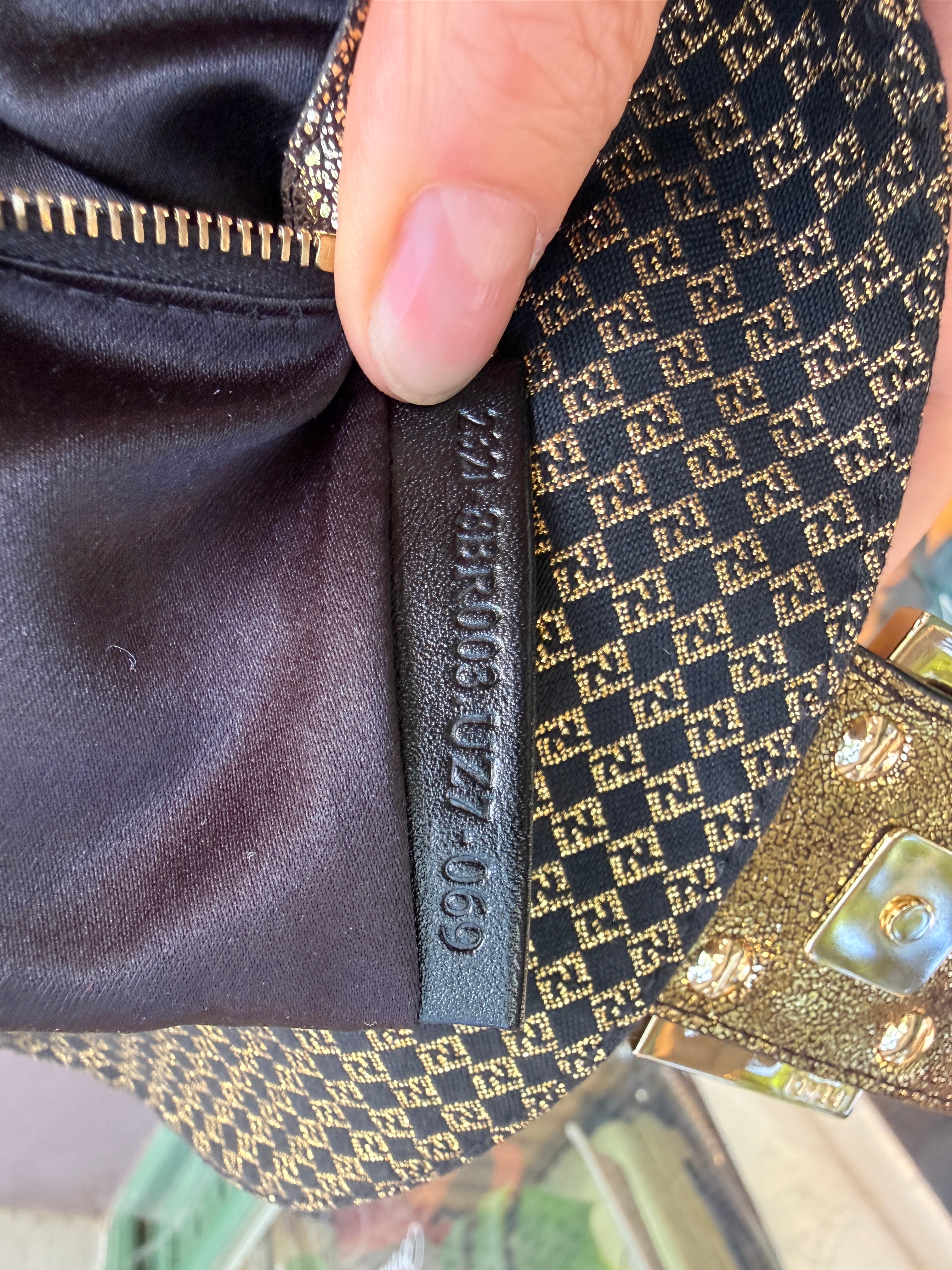 Fendi Zucchino FF Mama Baguette Tasche