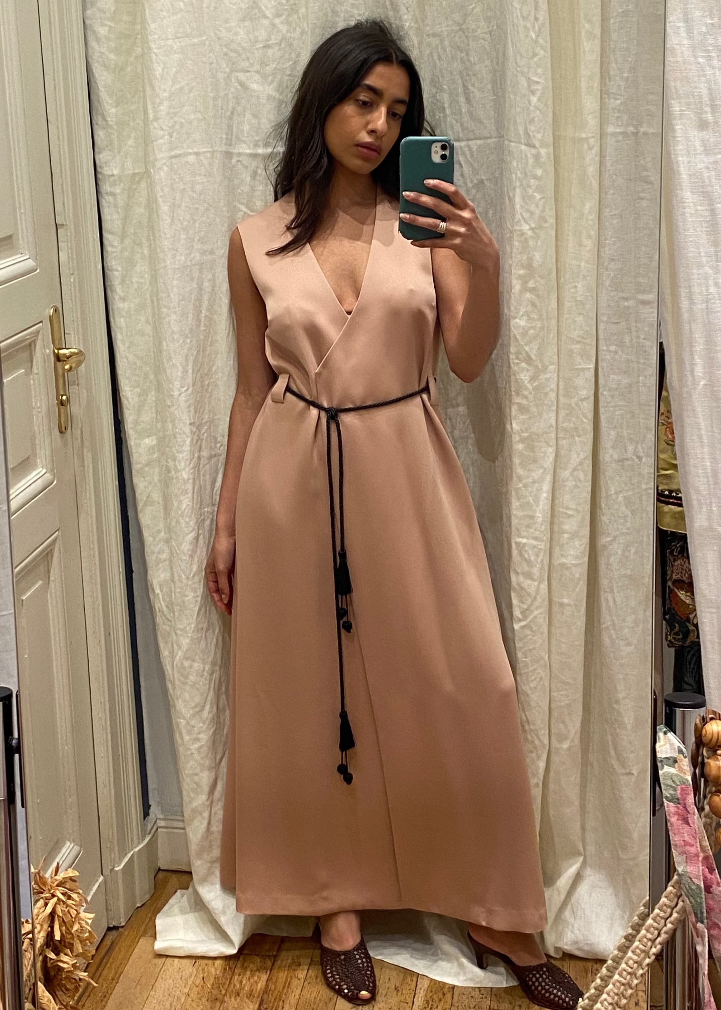 Maxikleid mit Kordel in rosé