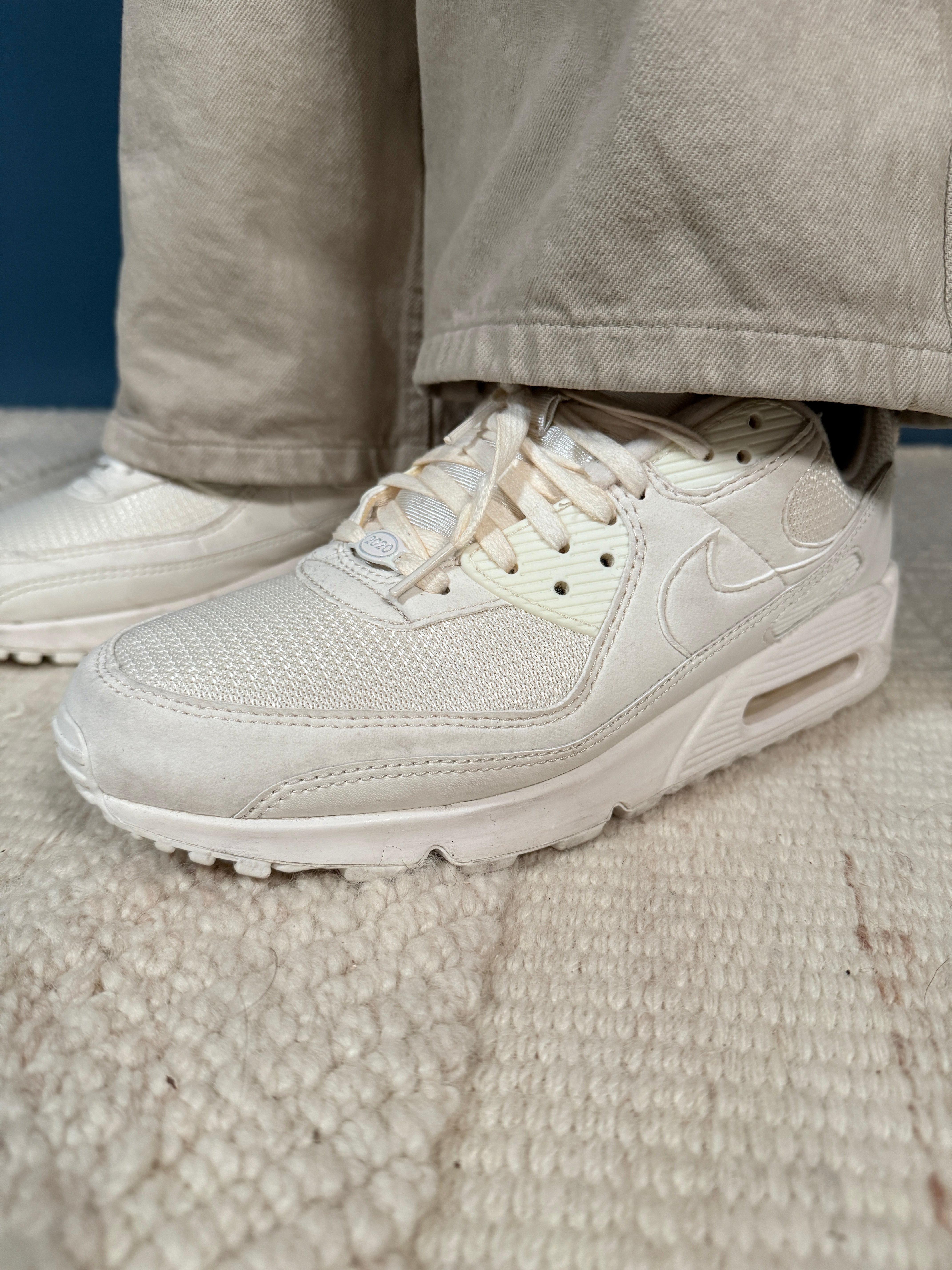 NIKE Air Max Sneakers