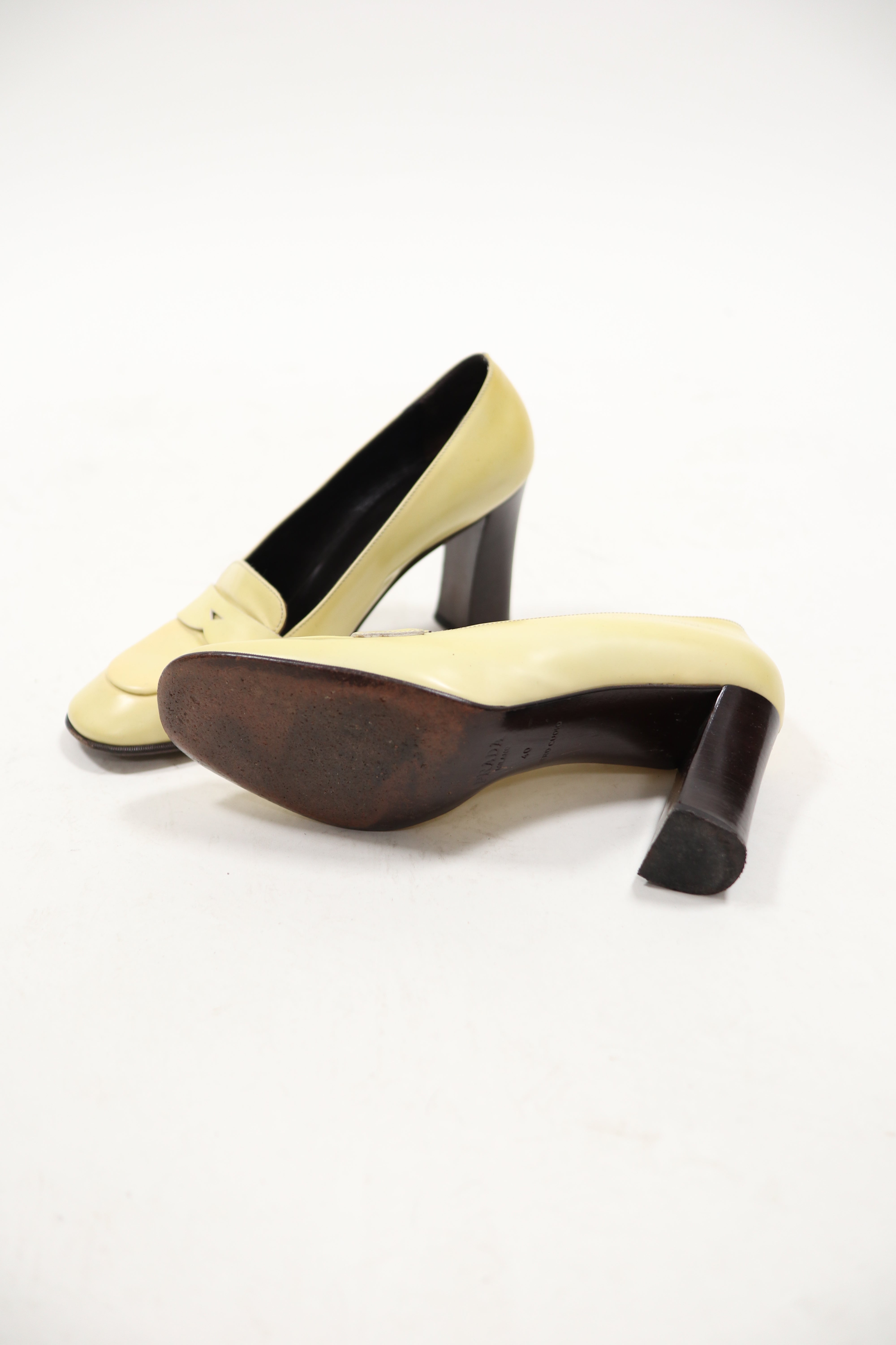 Prada Pumps