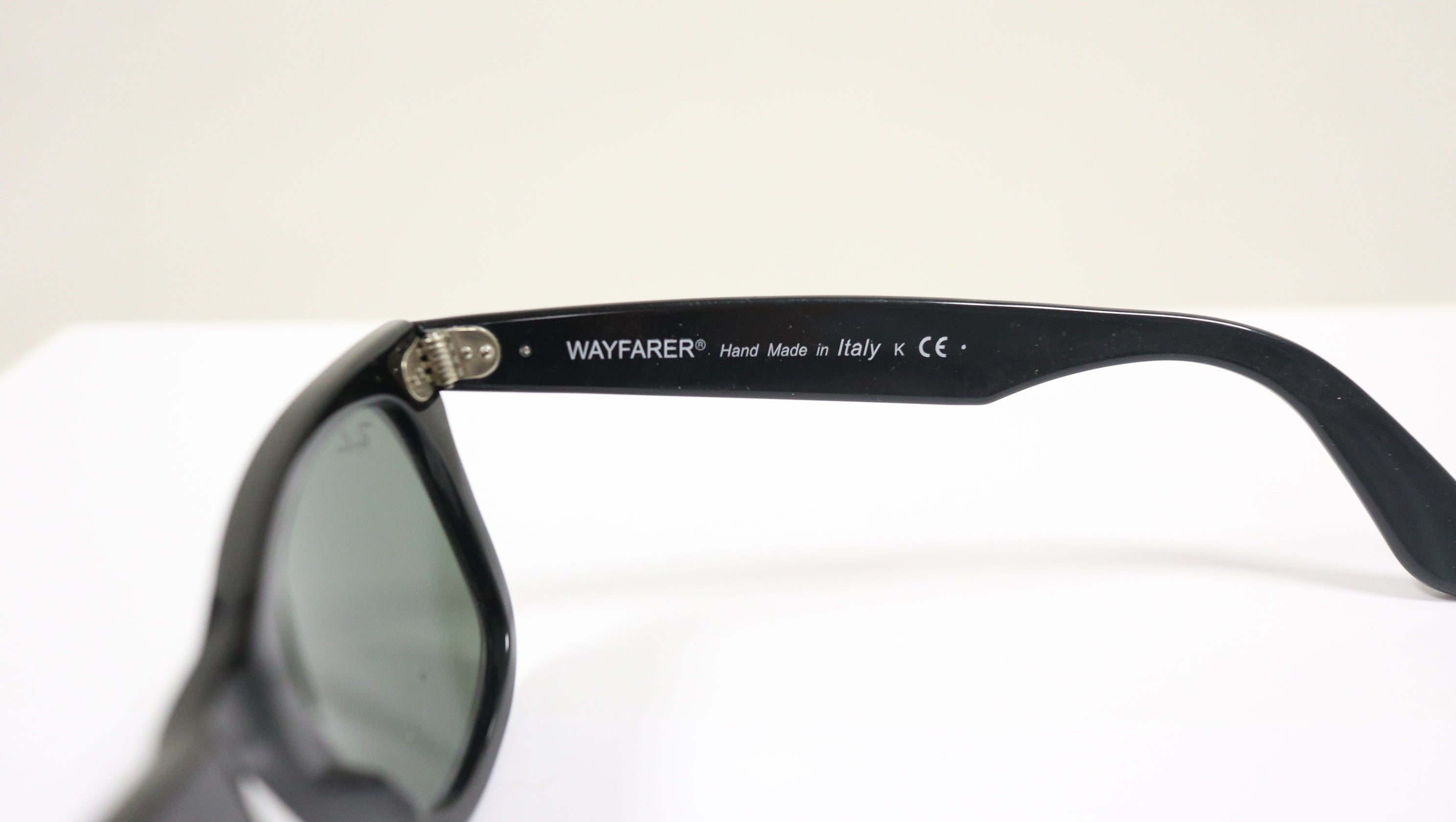 RAY BAN Wayfarrer sunglasses