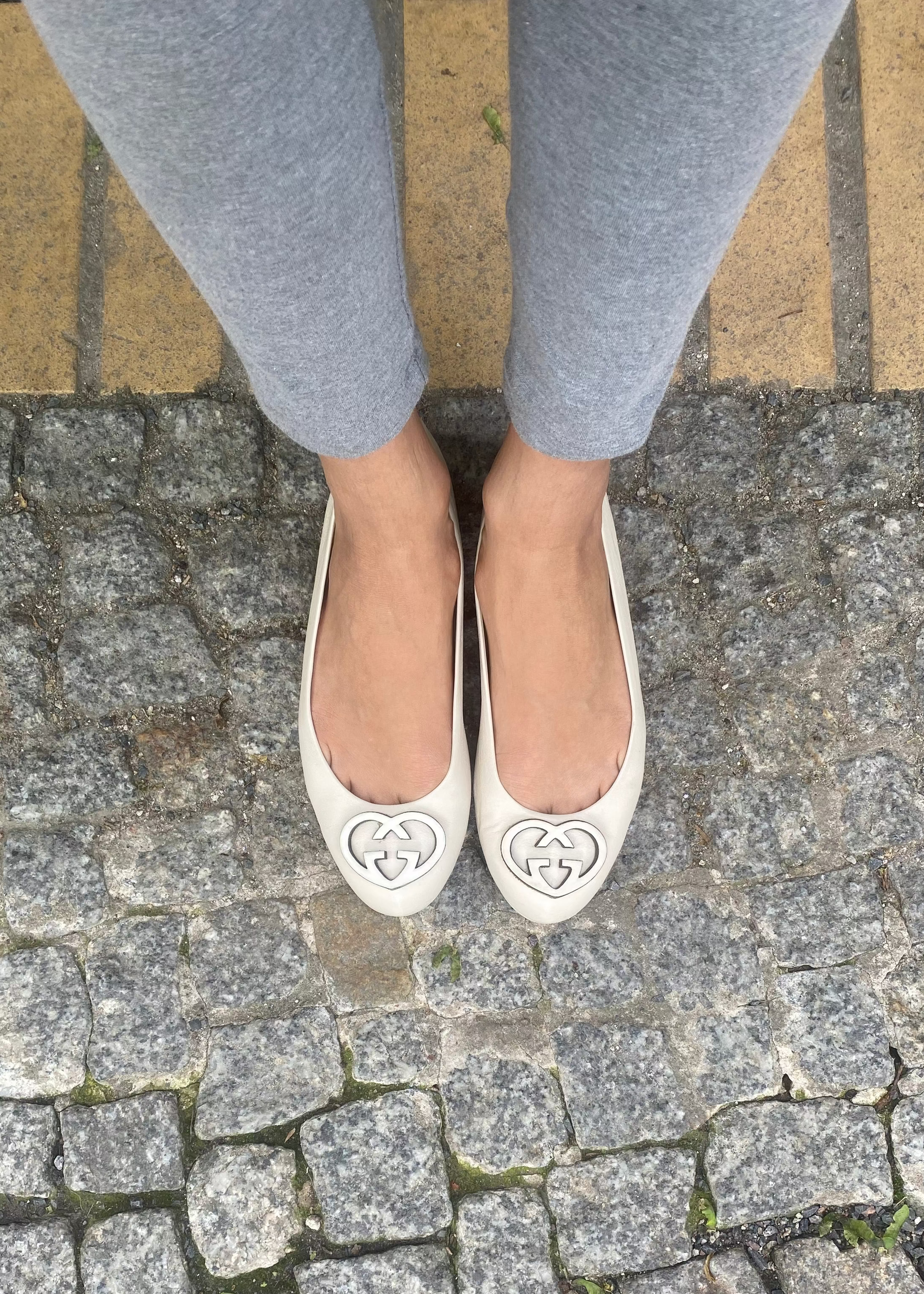 Gucci Ballerinas mit Herz GG Logo Second Hand | Dear Berlin