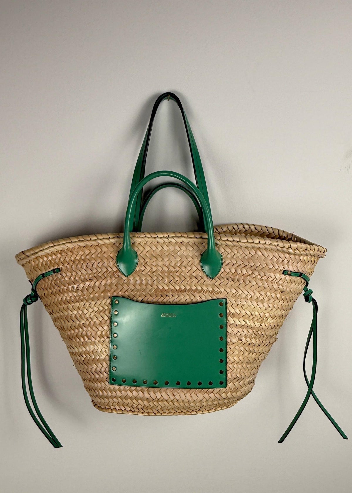 Isabel Marant „Cadix“ Korbtasche mit Lederhenkeln Second Hand – Dear Berlin