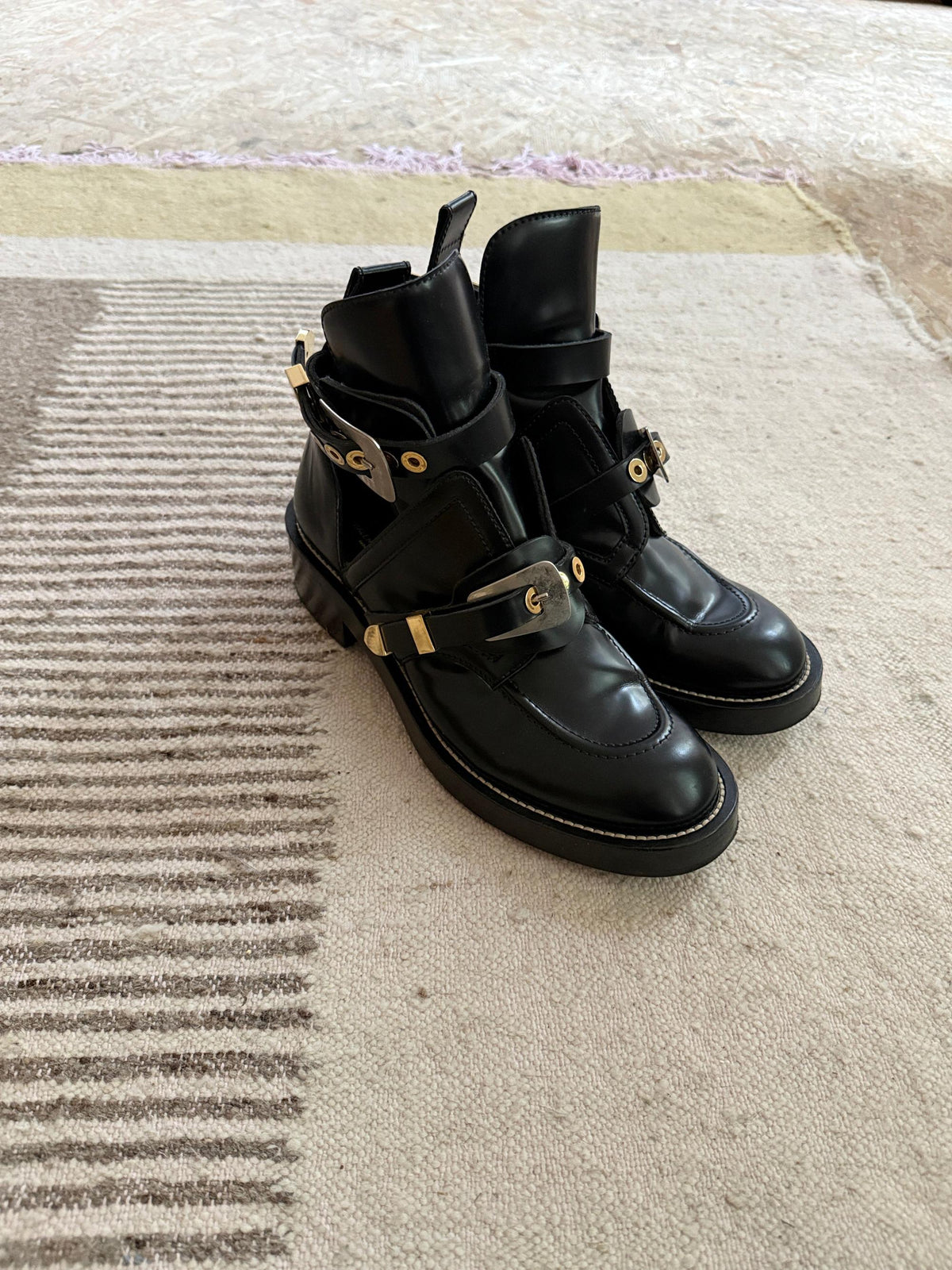 Ceinture Ankle Boots-Balenciaga-Dear Berlin