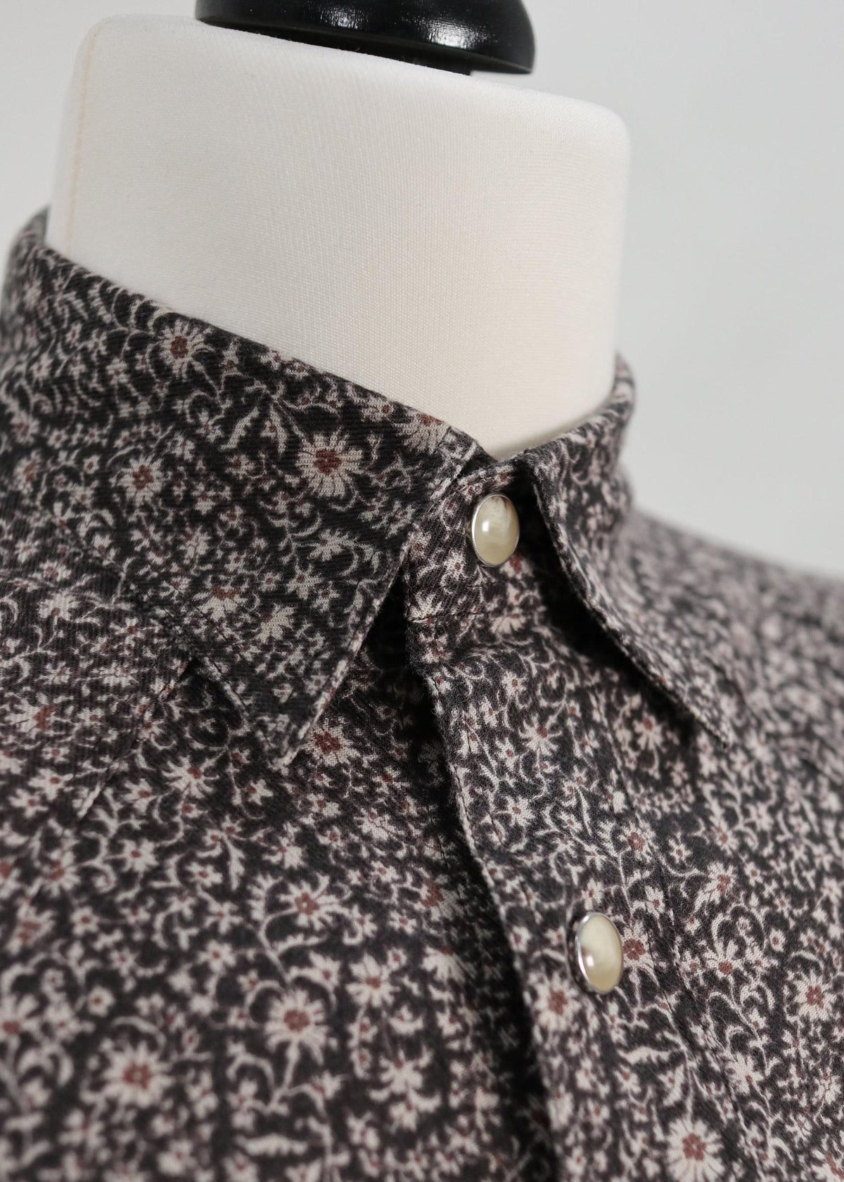 Saint Laurent Hemd gemustert -Millefleur Second Hand – Dear Berlin