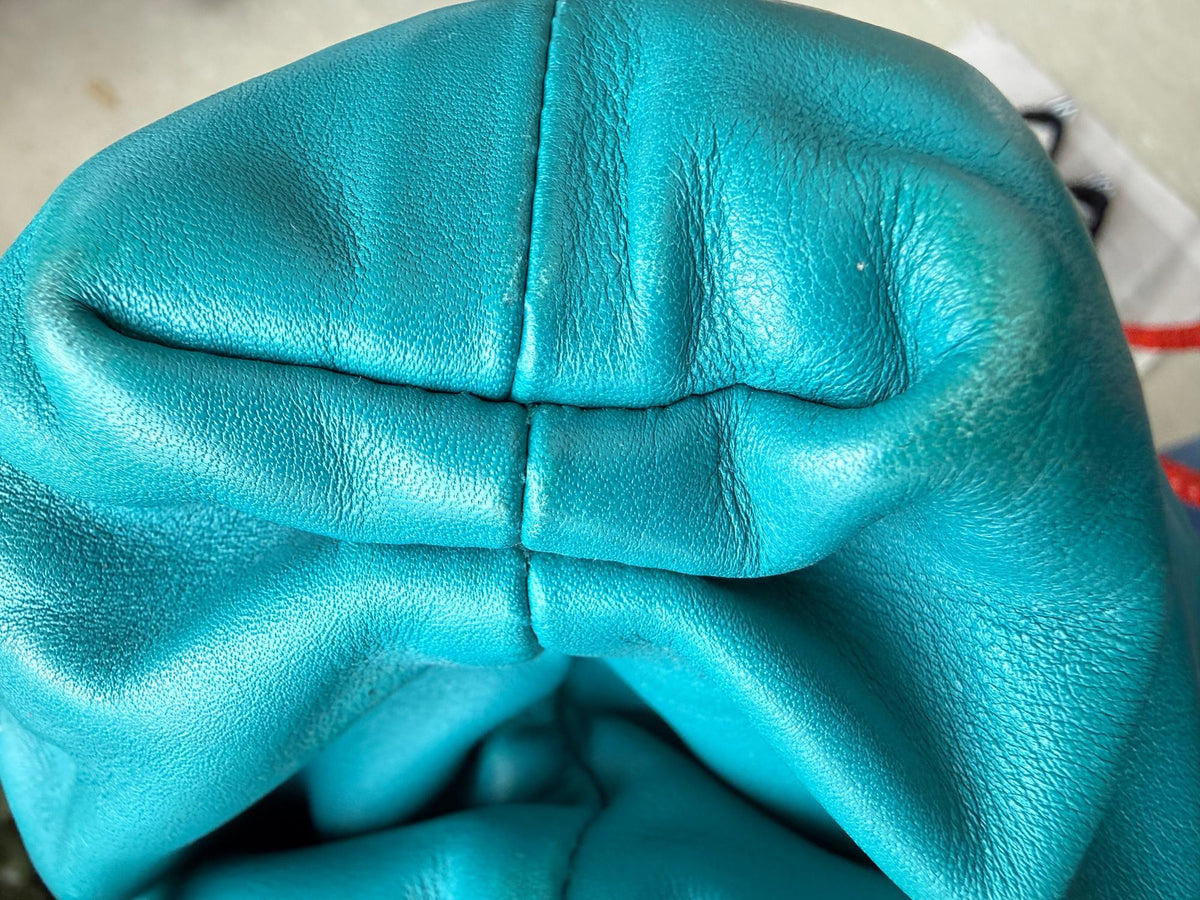 Mini Pouch aus weichem Leder-Bottega Veneta-Dear Berlin