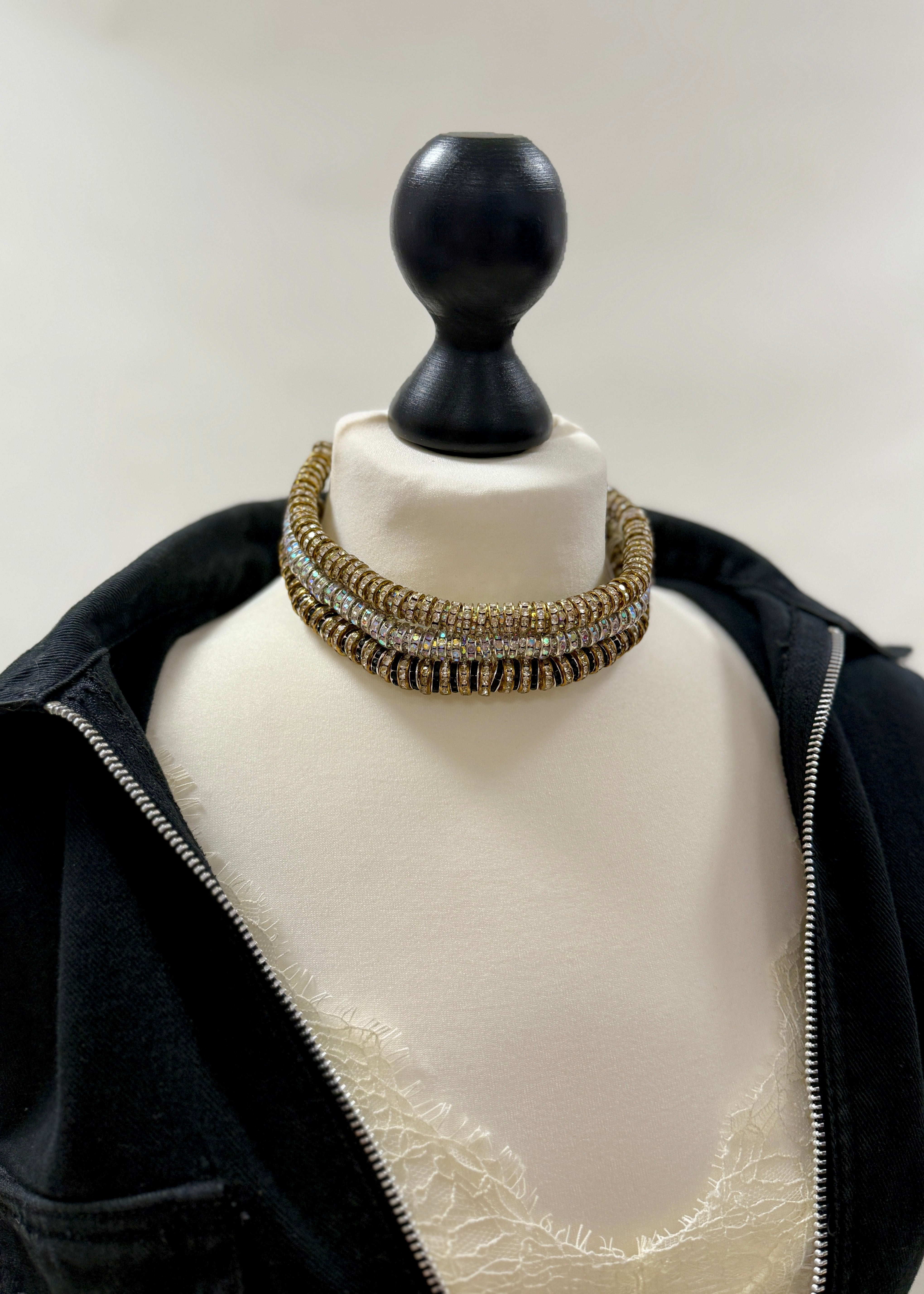 pearl octupuss.y choker