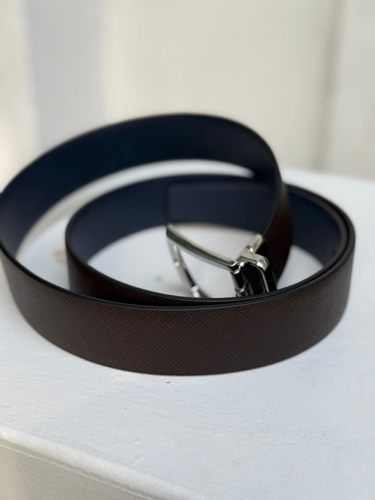 Prada Wendbarer Leder Gürtel, silberne Schnalle Second Hand – Dear Berlin